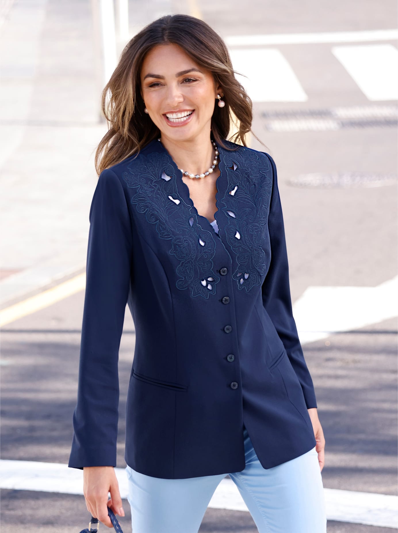 Image of Lady Longblazer "Longblazer"