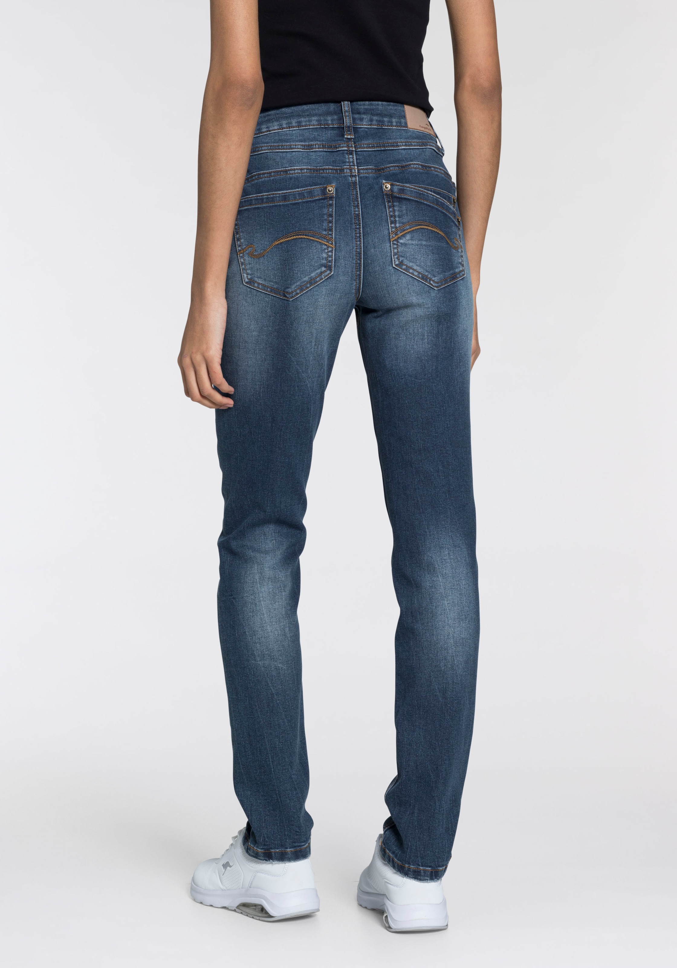 KangaROOS Relax-fit-Jeans »RELAX-FIT HIGH WAIST«, knöchelfreie Schnittform, krempelbare Beinabschlüsse