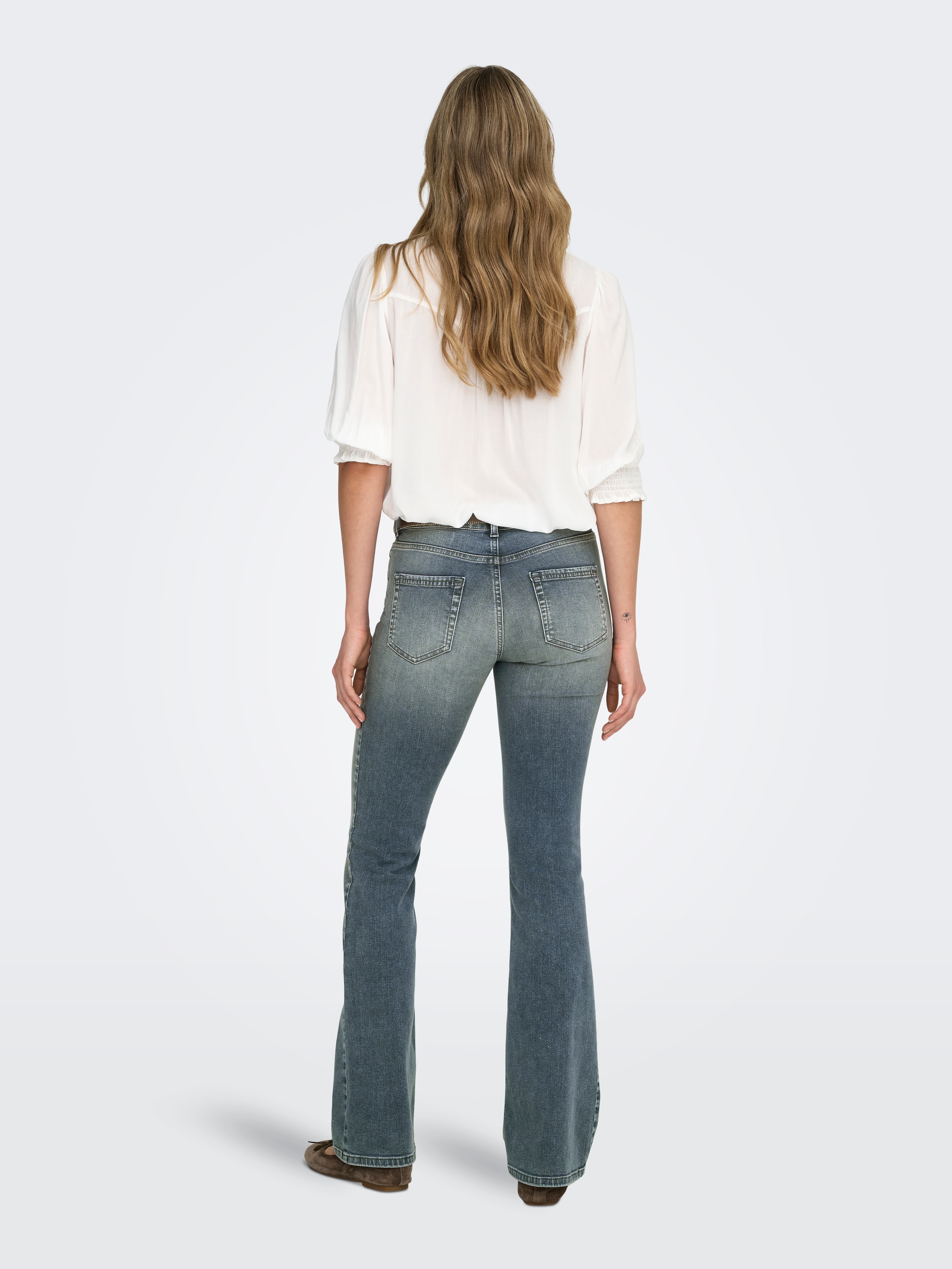 ONLY Jeans bootcut »ONLBLUSH MID FLARED DNM REA570«