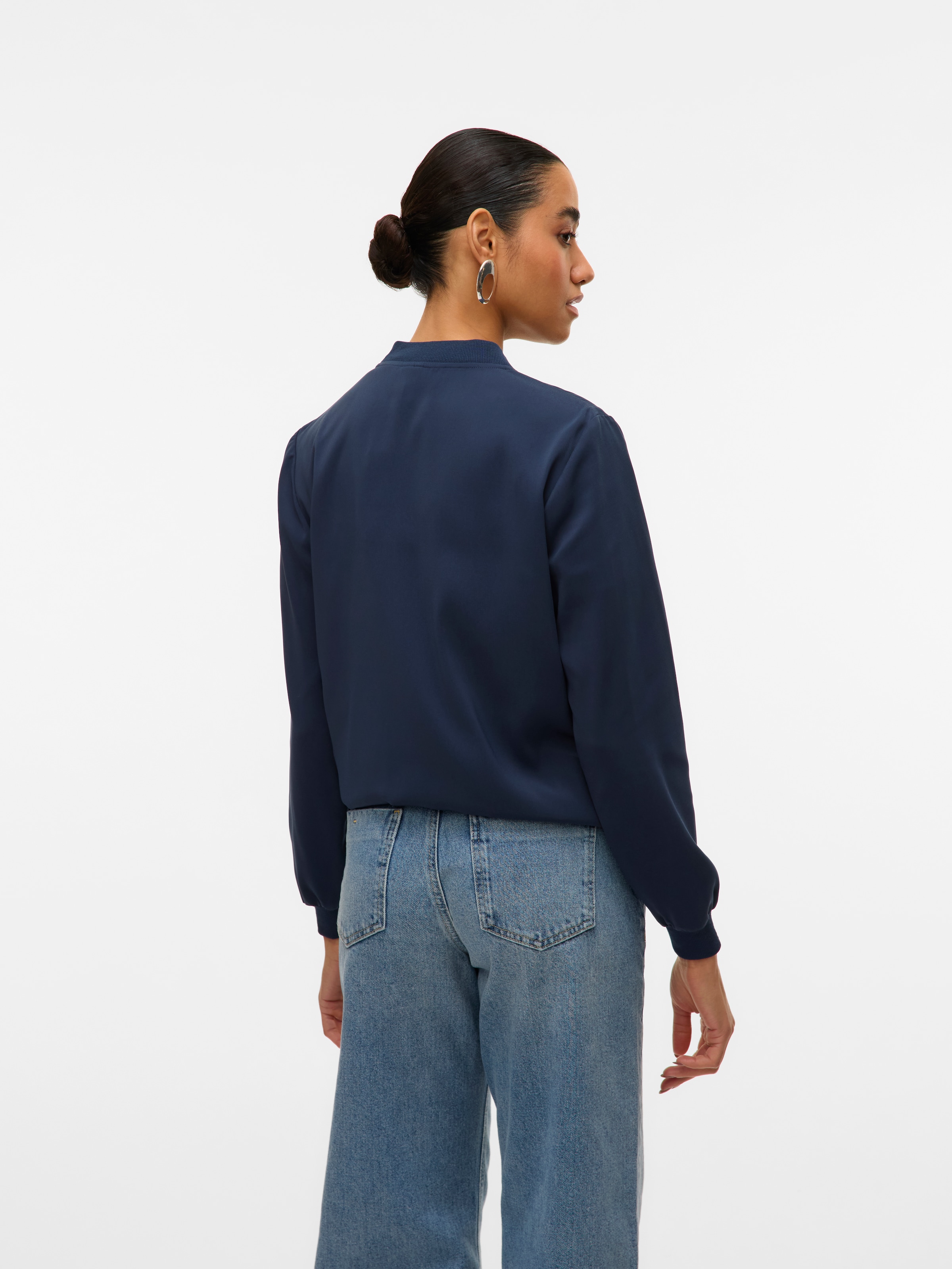Vero Moda Blouson »VMCOCO L/S BOMBER AOP WVN NOOS« mélange de matériaux