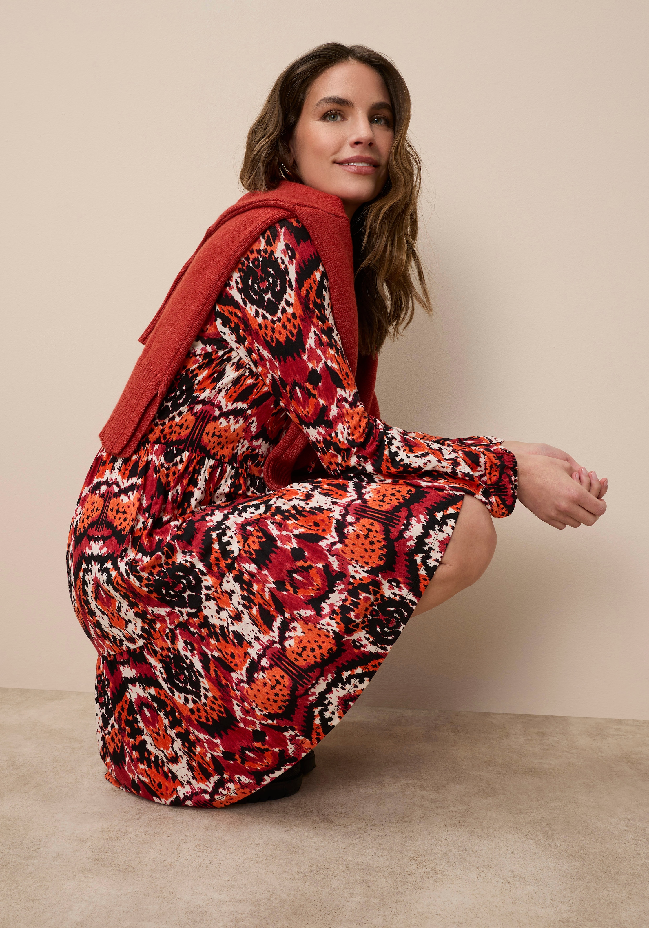 Tamaris Mini-robe festliche Anlässe,  aus Jerseystoff,  Langarm