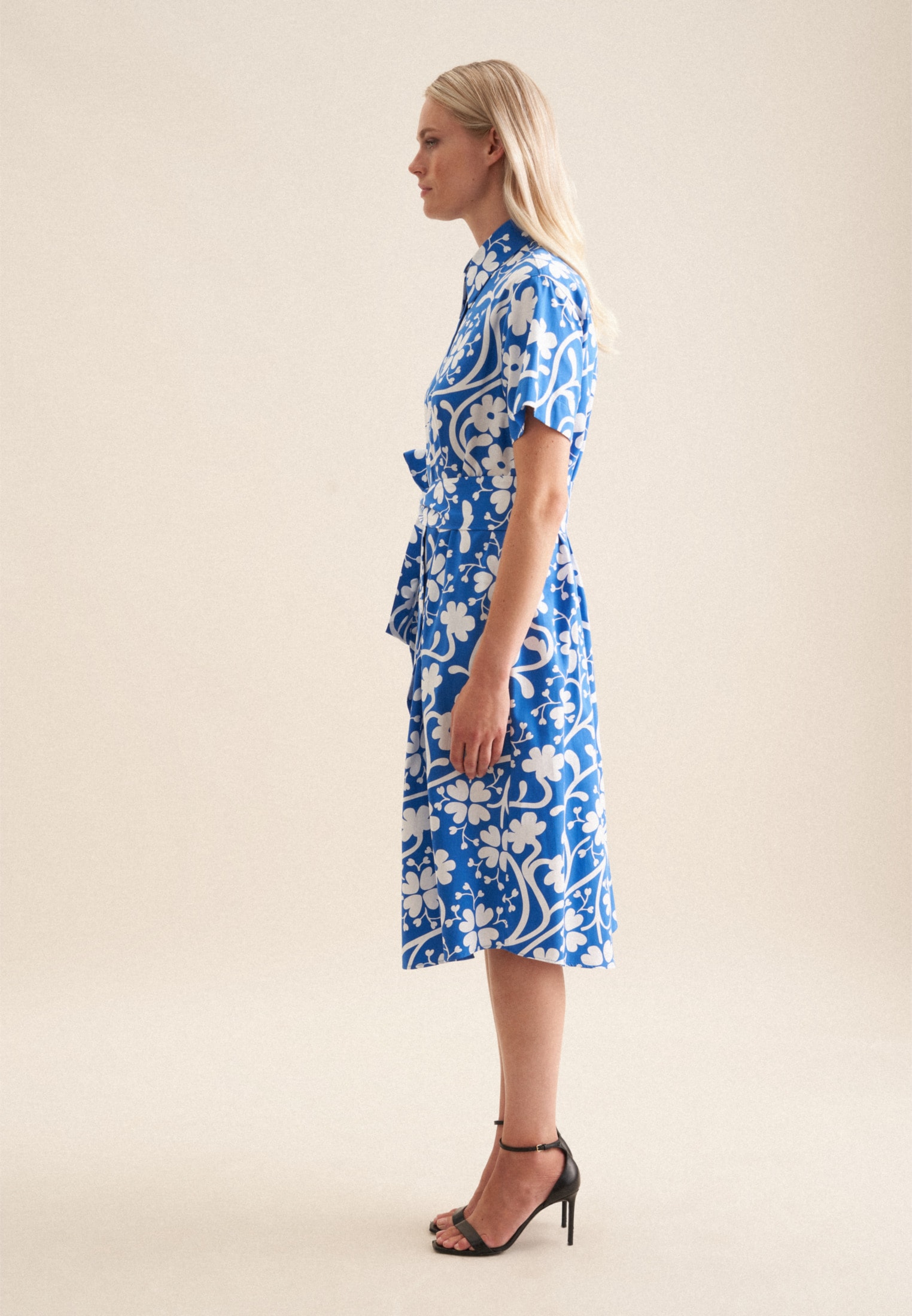 seidensticker Sommerkleid »Schwarze Rose« 1/2 Kragen Druck