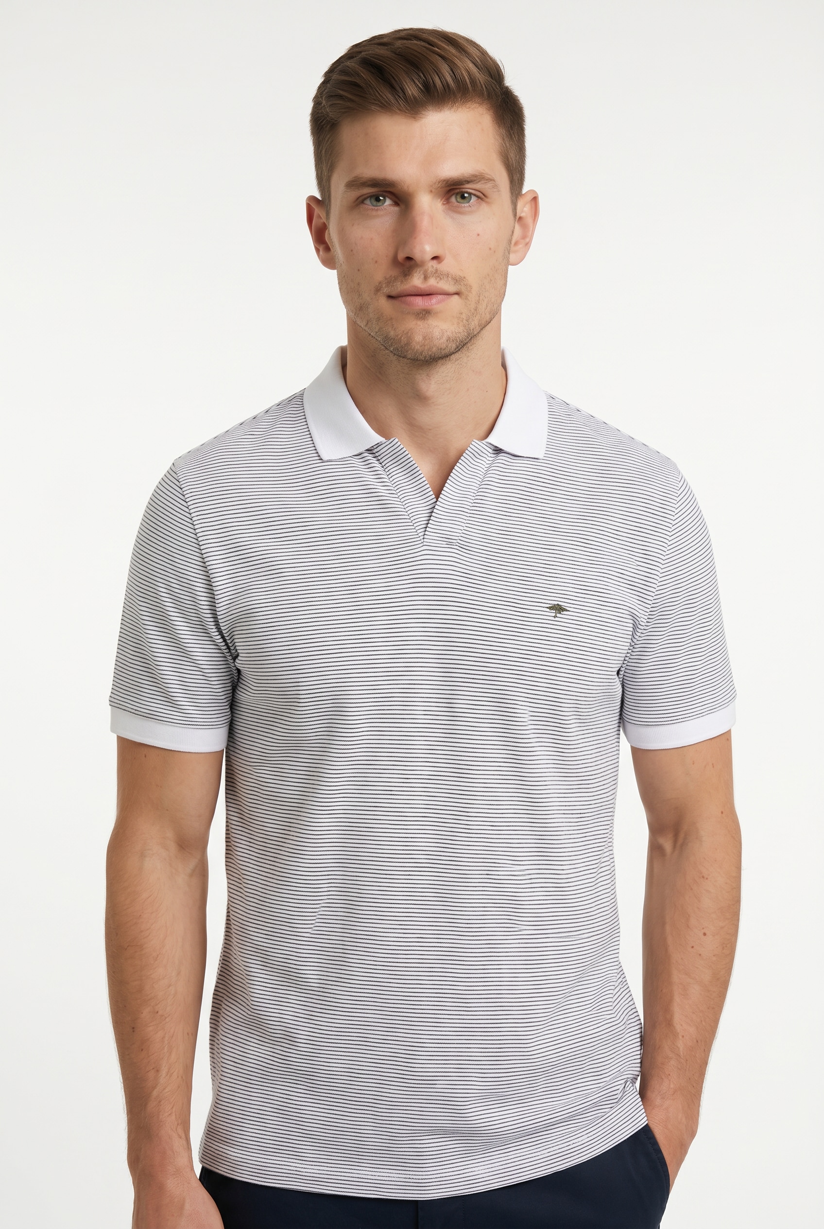 FYNCH-HATTON Poloshirt Regular fit, Kurzarm, casual Stil, mit Logo Stickerei