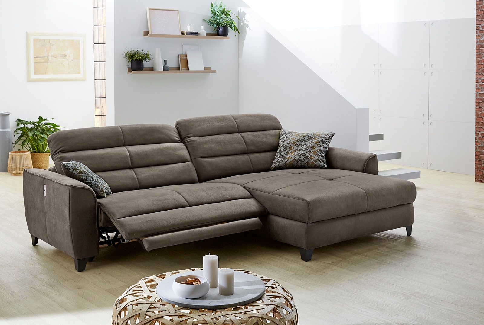 Image of Jockenhöfer Gruppe Ecksofa "Double One L-Form, B: 288 cm, 2x120 cm breite, elektr. Relaxfunktionen" Kopfteilverstellung, USB-Anschluss & Zierkissen