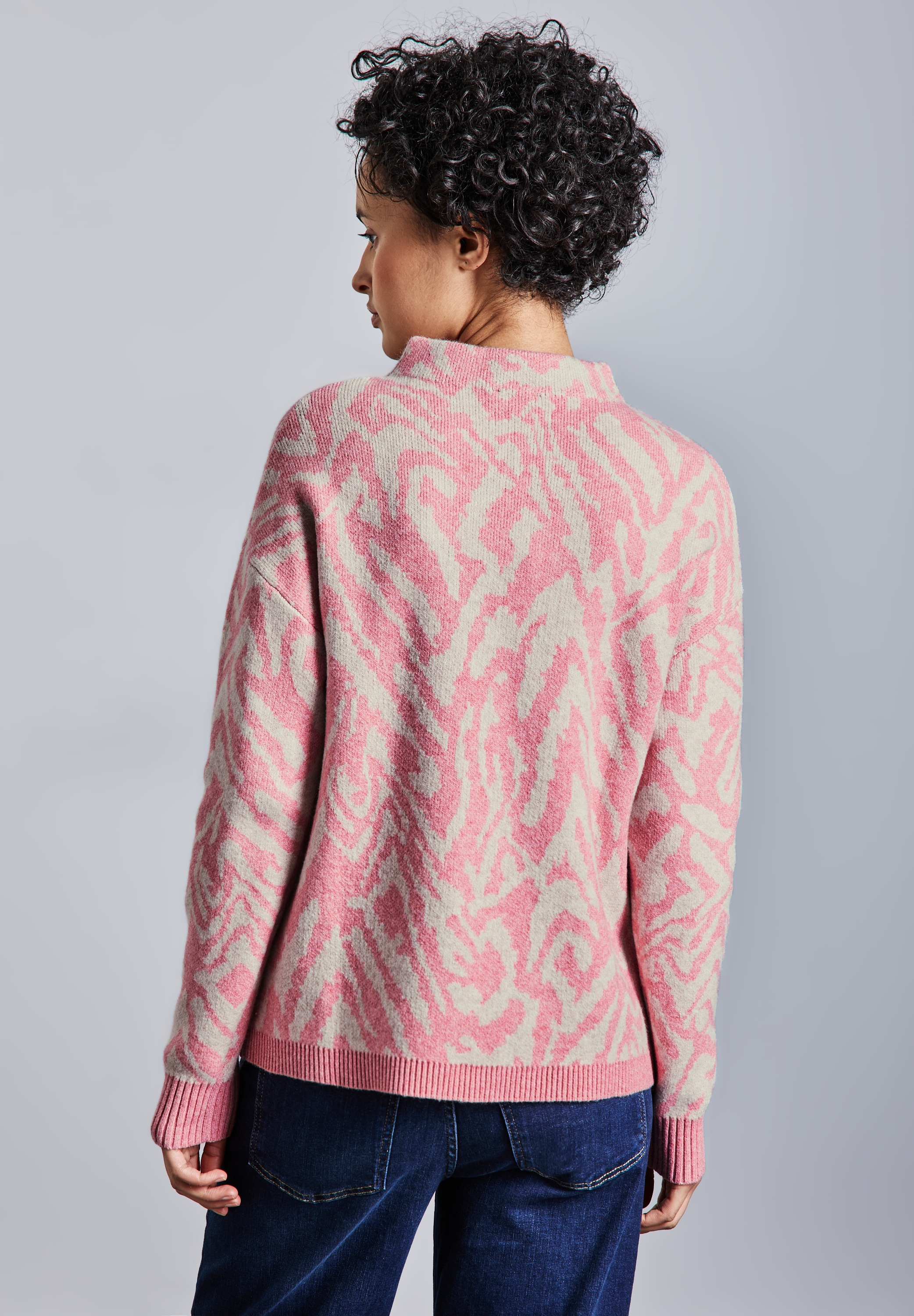 STREET ONE Rollkragenpullover, mit Grafischem Muster