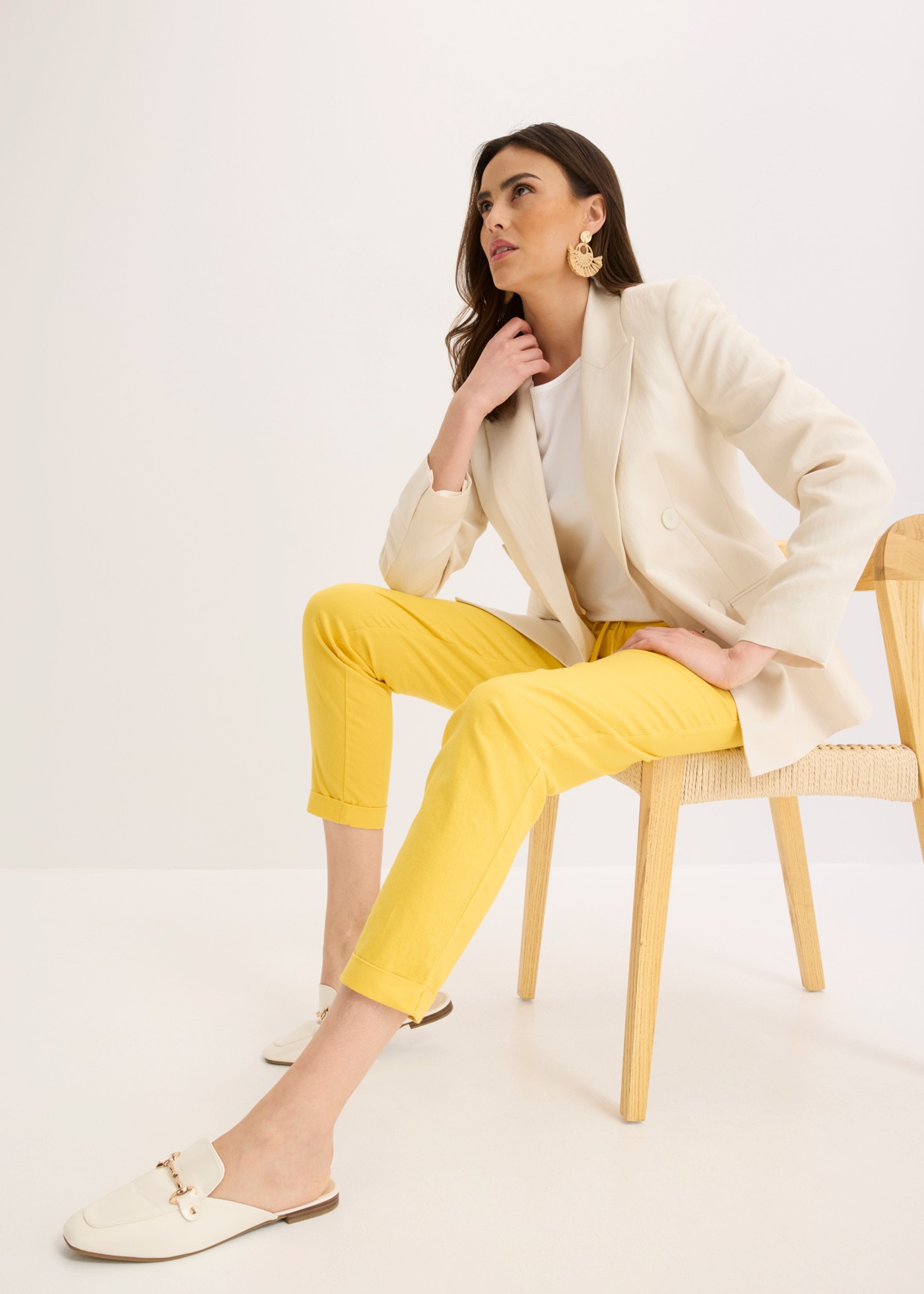 bonprix Pantalon en lin »Leinenhose«  en lin et coton, coupe Regular Fit, avec ceinture élastique