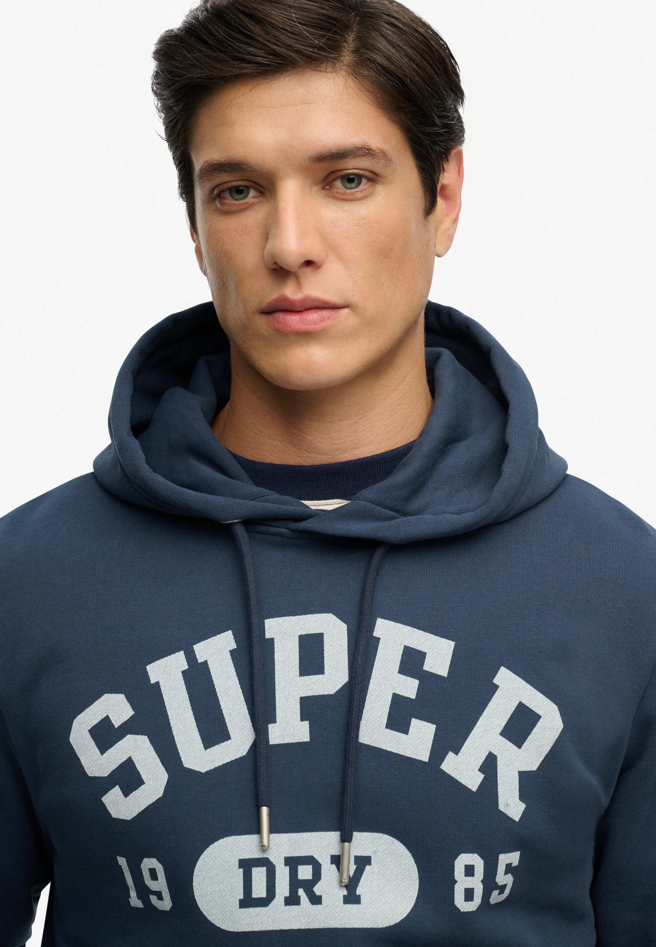 Superdry Kapuzensweatshirt »ATH ESS HOODIE«
