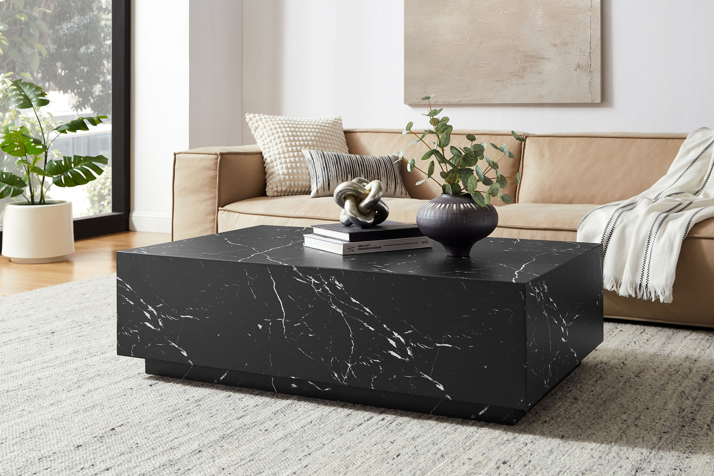 SalesFever Couchtisch »Almeria Beistelltisch: Stilvoller Couchtisch 120/75 cm«, Stilvoller, rechteckiger Tisch in edler Marmoroptik, 120x75cm