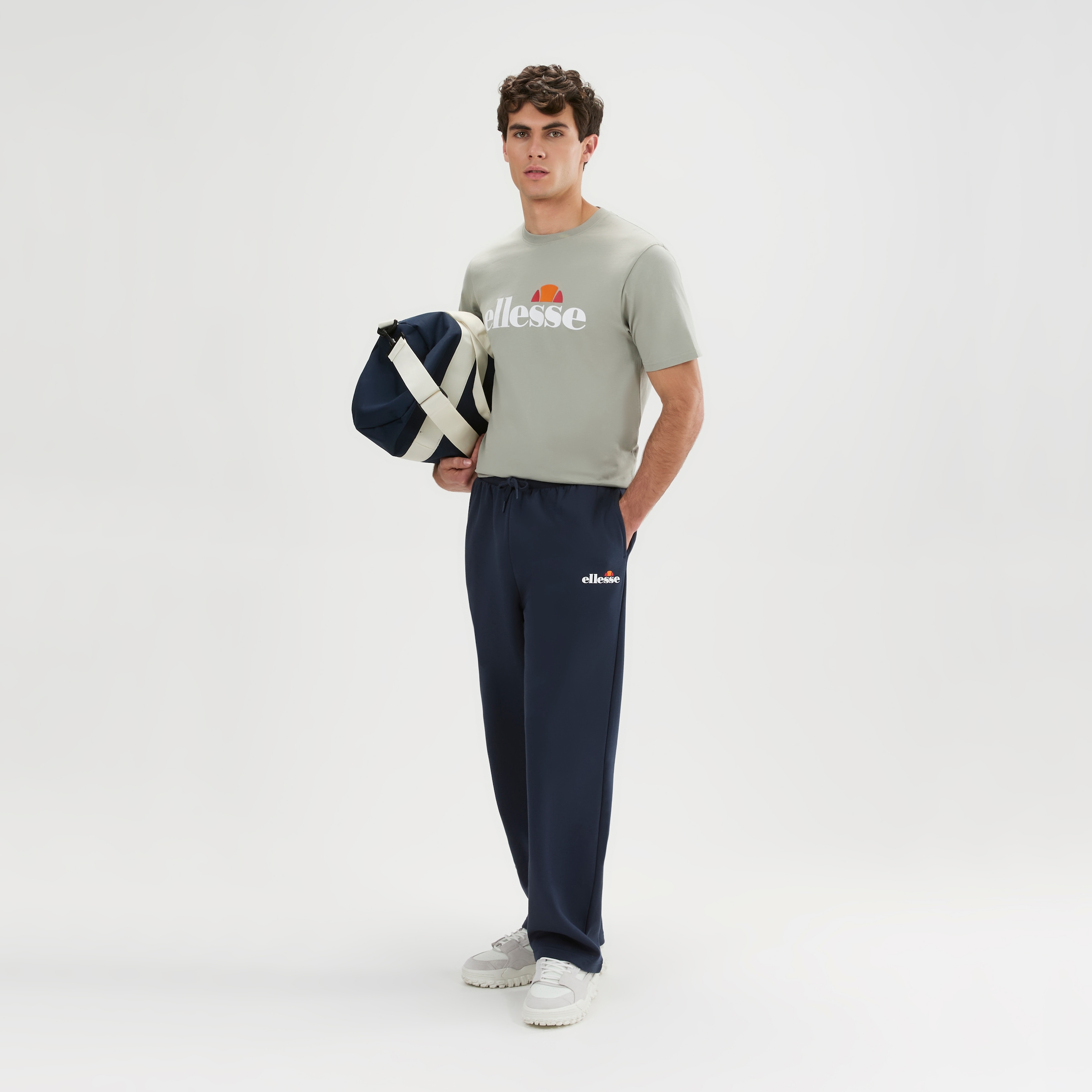 Ellesse T-shirt »Prado 2 Tee« avec col rond, manches courtes, en coton, longueur normale