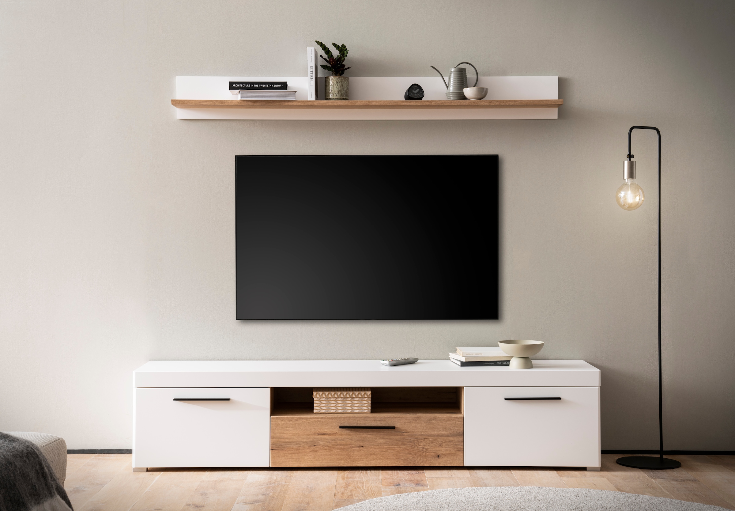 INOSIGN Wohnwand »Salerno, moderne Anbauwand, Wohnzimmer-Set, Weiss mit Eiche Evoke Dekor«, (Set, 2 St.), enthält Lowboard + Wandboard, Metallgriffe, 205 cm breit