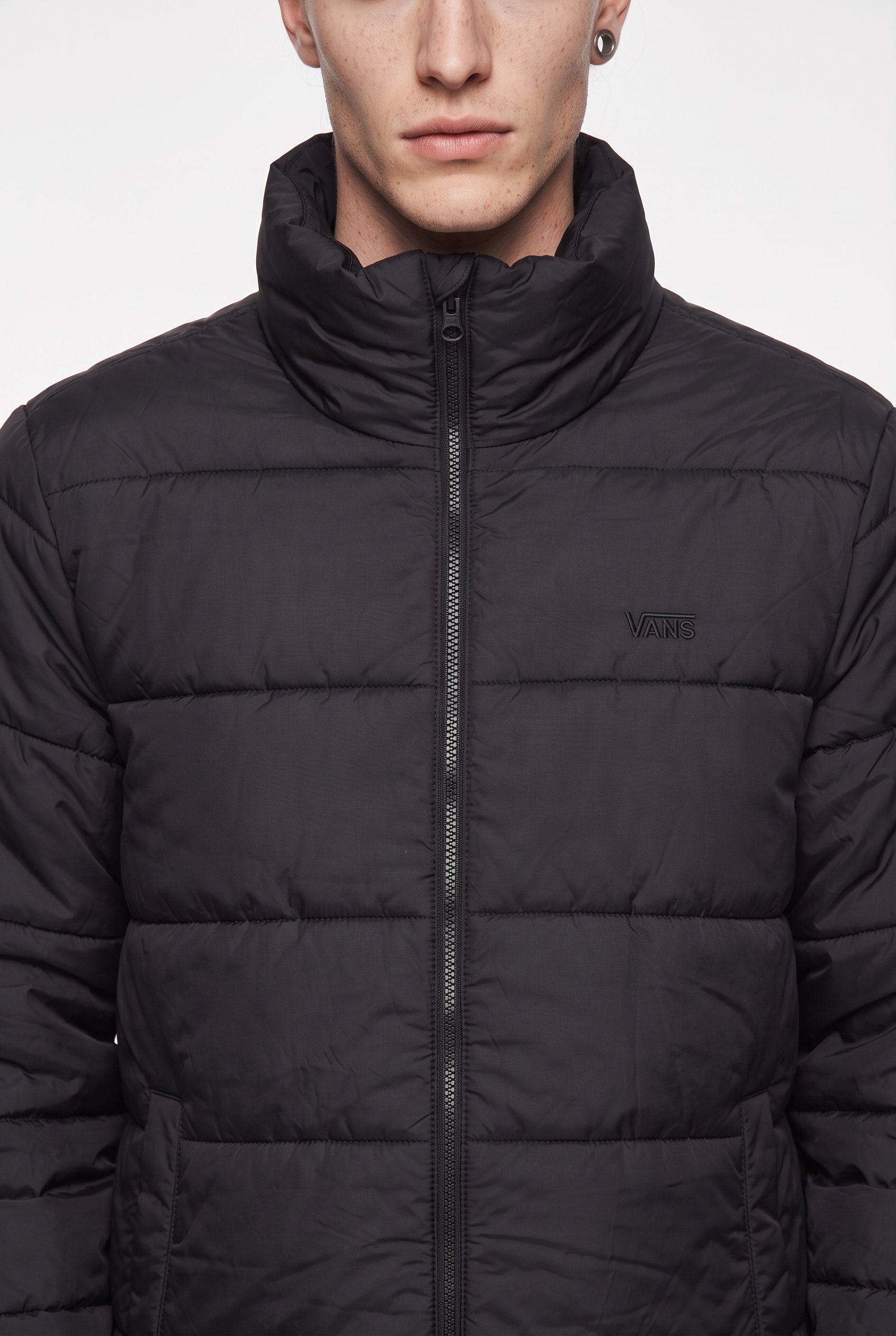 Vans Veste matelassée »HILLGATE NO HOOD PUFFER« sans capuche sans capuche, pour adultes, en polyester