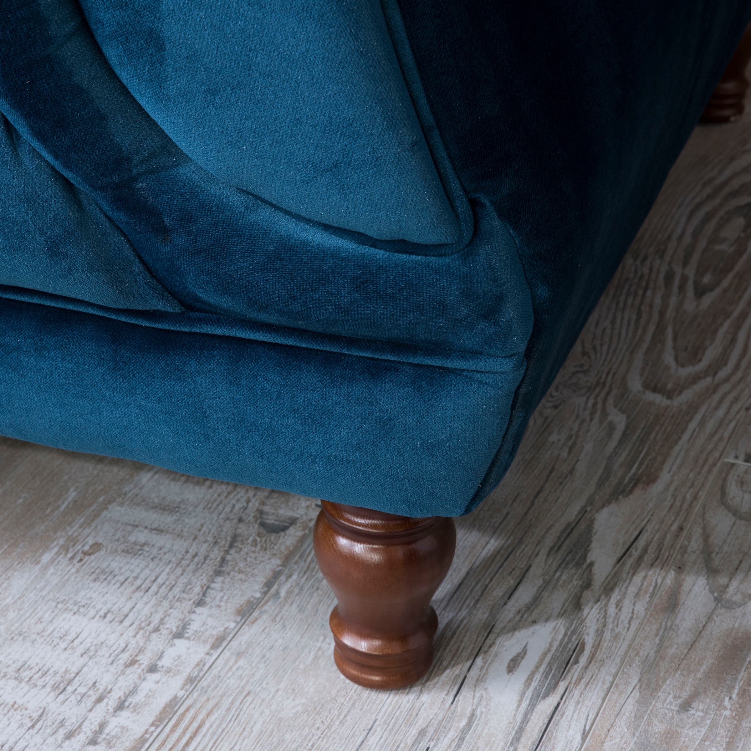 Max Winzer® Chesterfield-Sofa »Isabelle«, Knopfheftung & gedrechselten Füssen in Buche Nussbaum, Breite 260 cm
