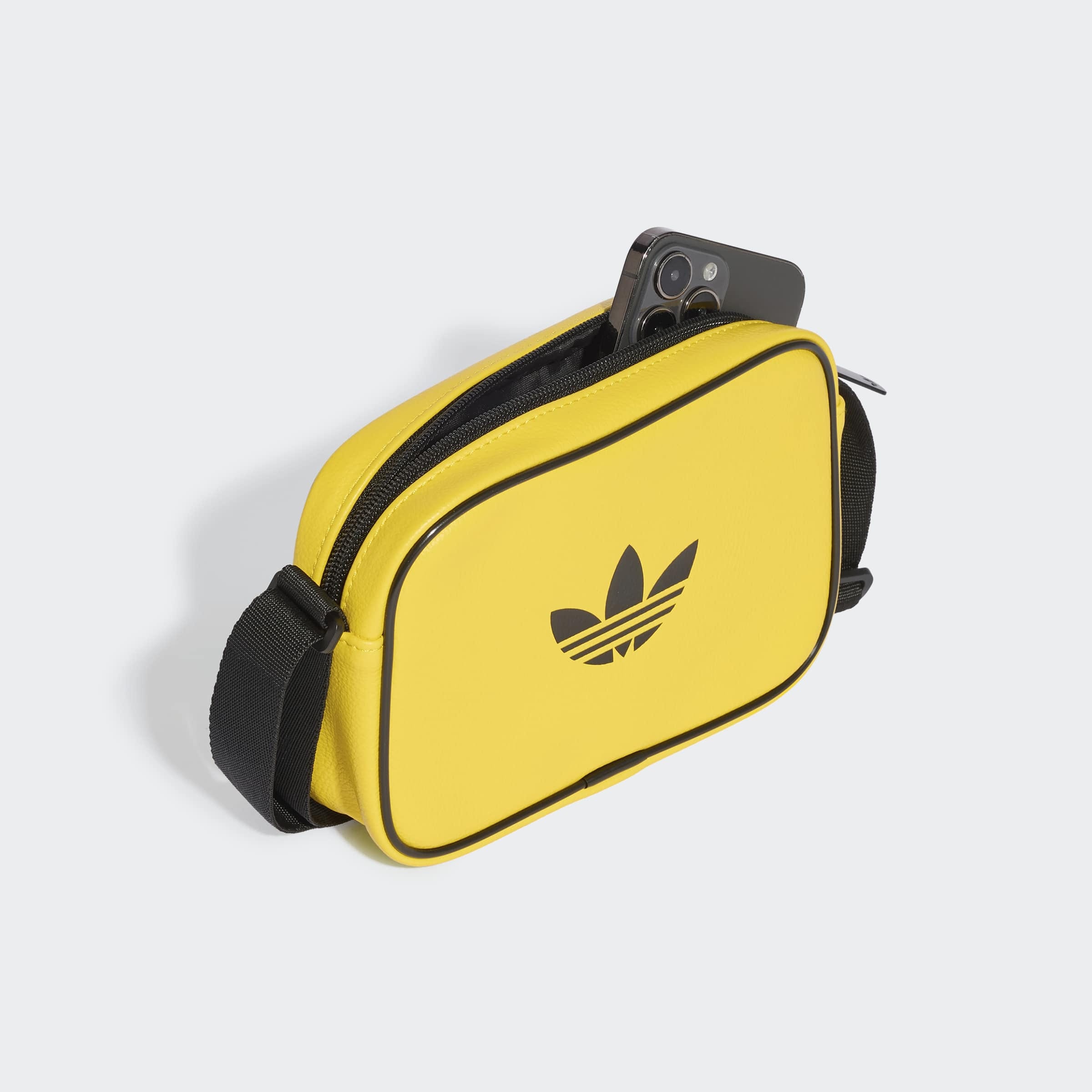 Image of adidas Originals Sporttasche "ADICOLOR CLASSIC MINI AIRLINER"