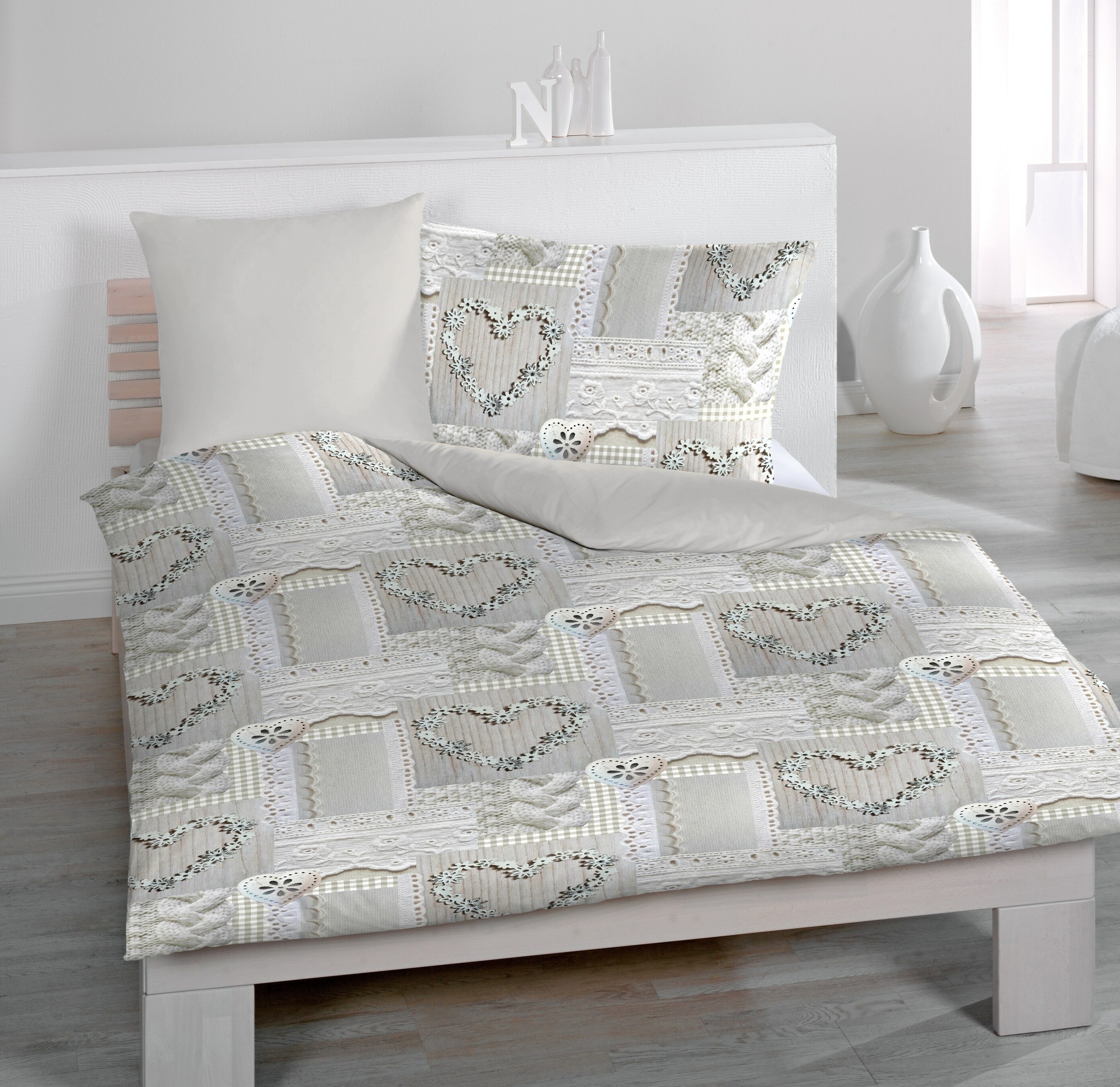 Image of HOME FASHION Kissenbezug »Coralinda«, (1 St.), verdeckter Reissverschluss bei Ackermann Versand Schweiz