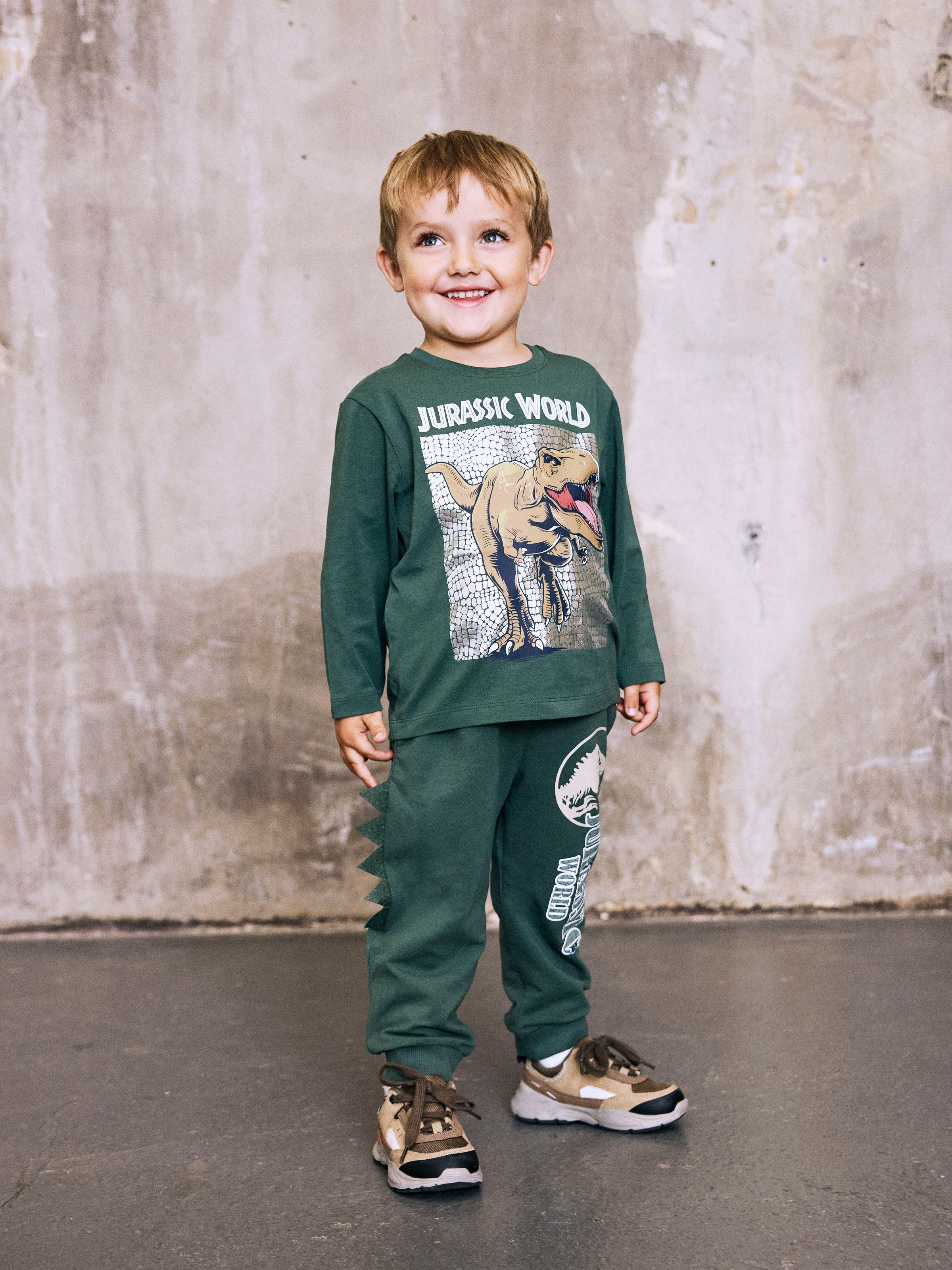 Name It Langarmshirt »NMMJEWEL JURASSIC NREG LS TOP NOOS SKY«