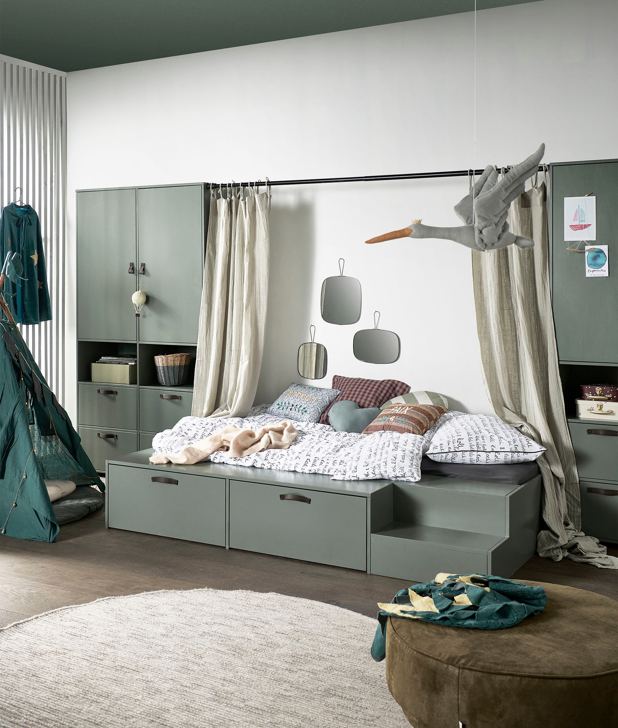 WOOOD Garderobenschrank »Stage FSC®-Kiefernholz Schutzlackiert, H 185 x B 103 x T 40 cm« Ledergriffe, kombinierbar, einfach zu montierbar, pfleigleicht