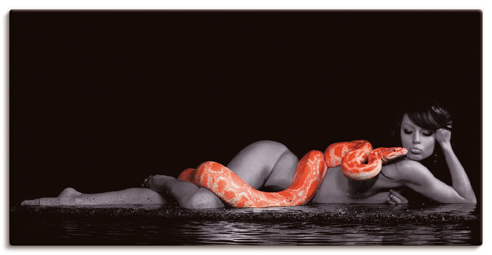 Image of Artland Wandbild »Frau in Wasser liegend mit Python«, Frau, (1 St.), in vielen Grössen & Produktarten - Alubild / Outdoorbild für den Aussenbereich, Leinwandbild, Poster, Wandaufkleber / Wandtattoo auch für Badezimmer geeignet bei Ackermann Versand Schwei