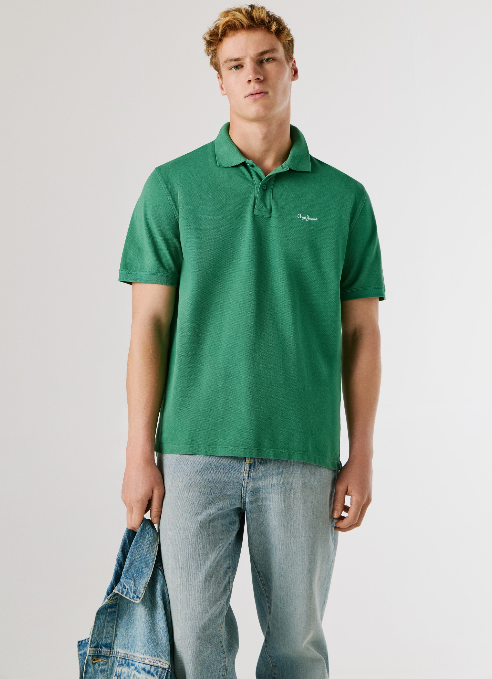 Pepe Jeans Polo »OSCAR« aus Baumwoll-Piqué, mit Logostickerei