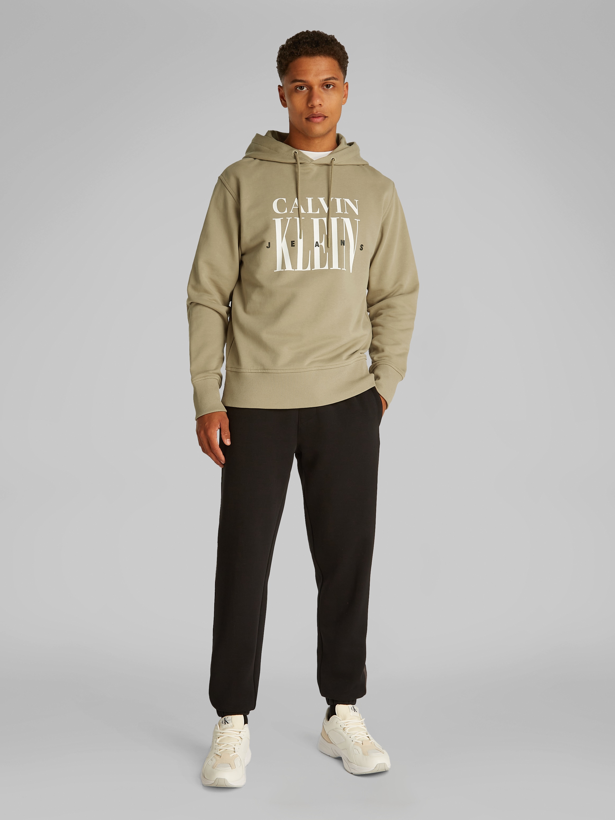 Calvin Klein Jeans Hoodie »SERIF FONT GRAPHIC HOODIE«, mit grossem Logodruck