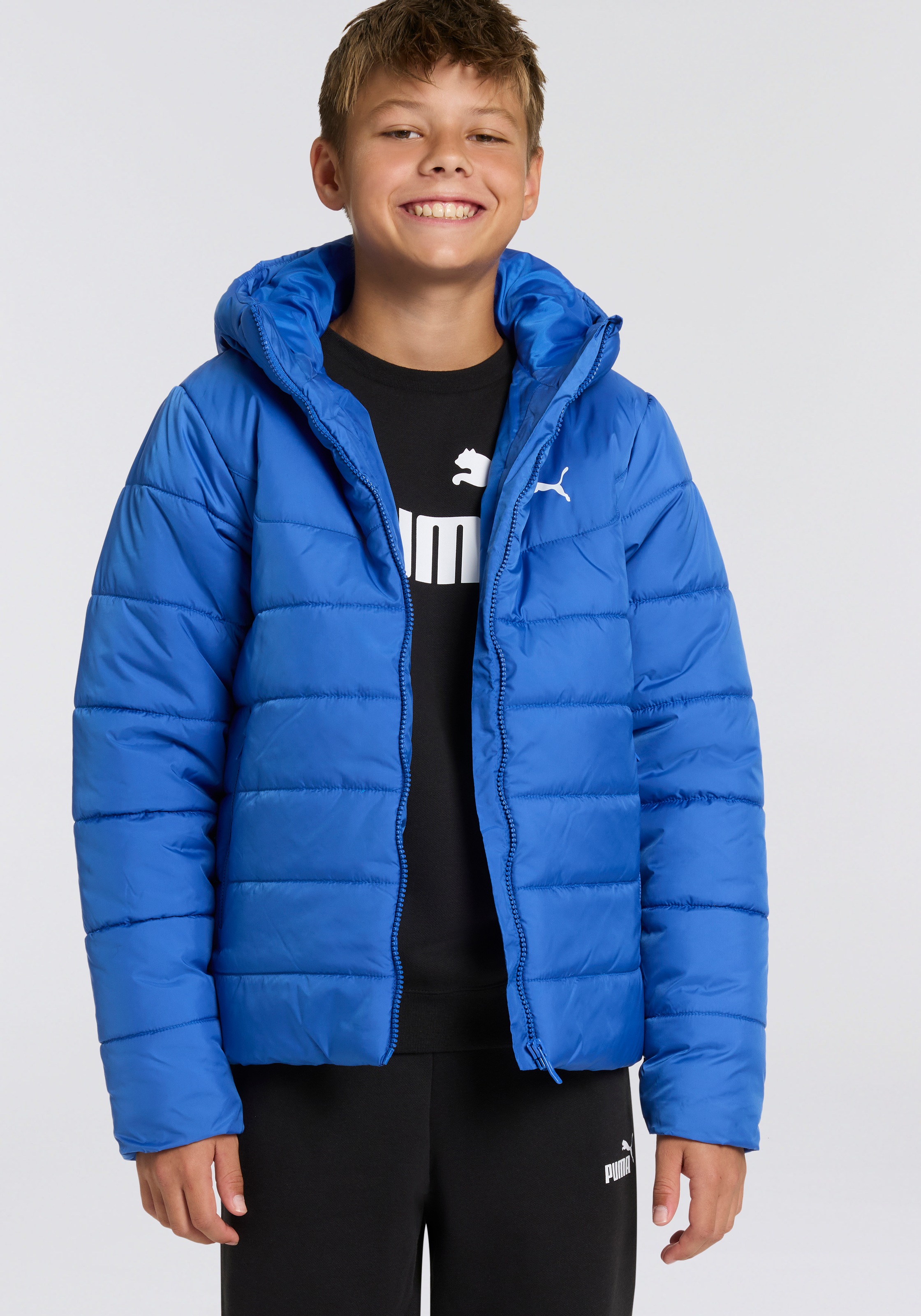 Image of PUMA Winterjacke "ESS HOODED PADDED JACKET" mit Kapuze mit Kapuze, entspannte Passform