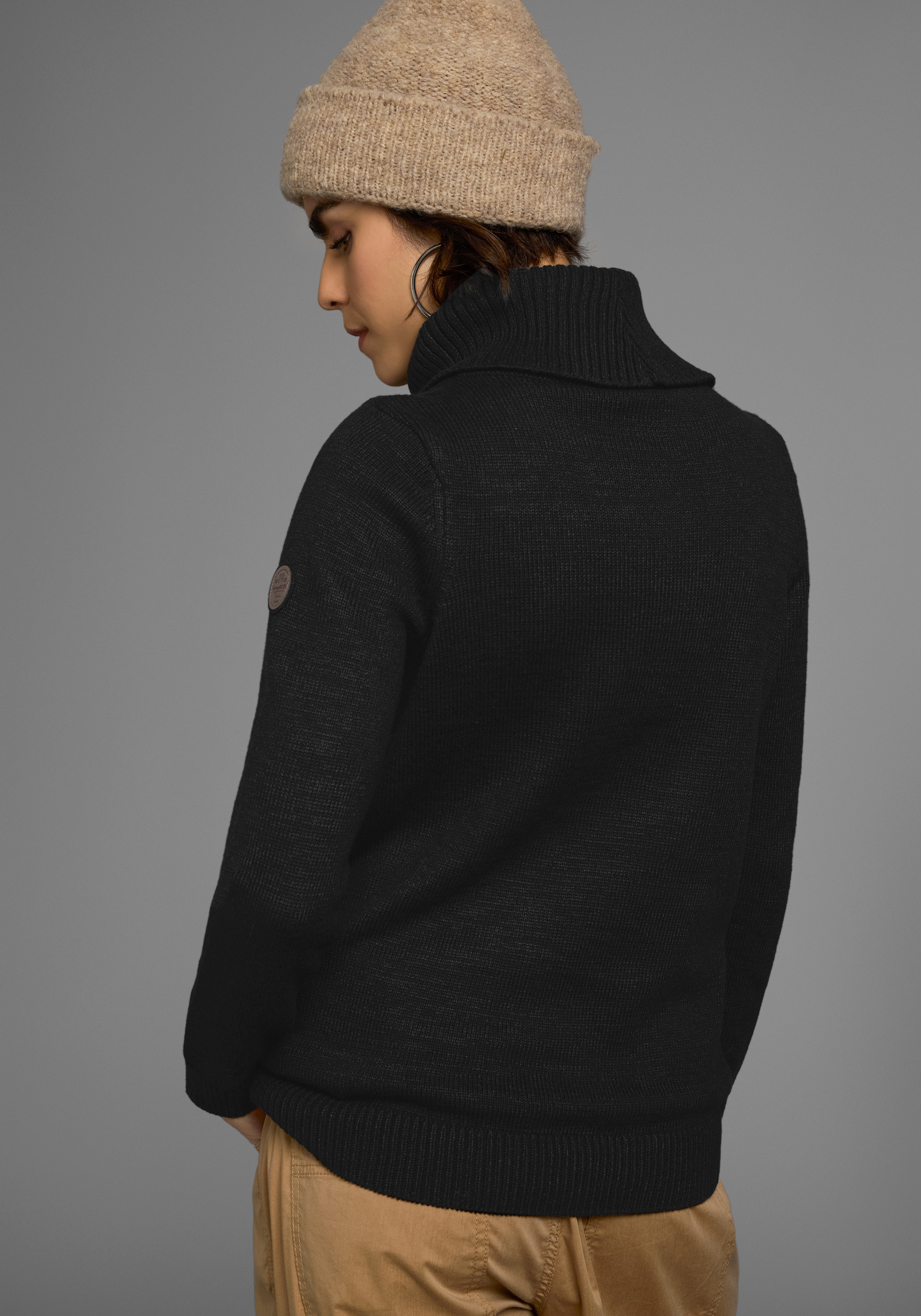 KangaROOS Rollkragenpullover, in klassischer Form