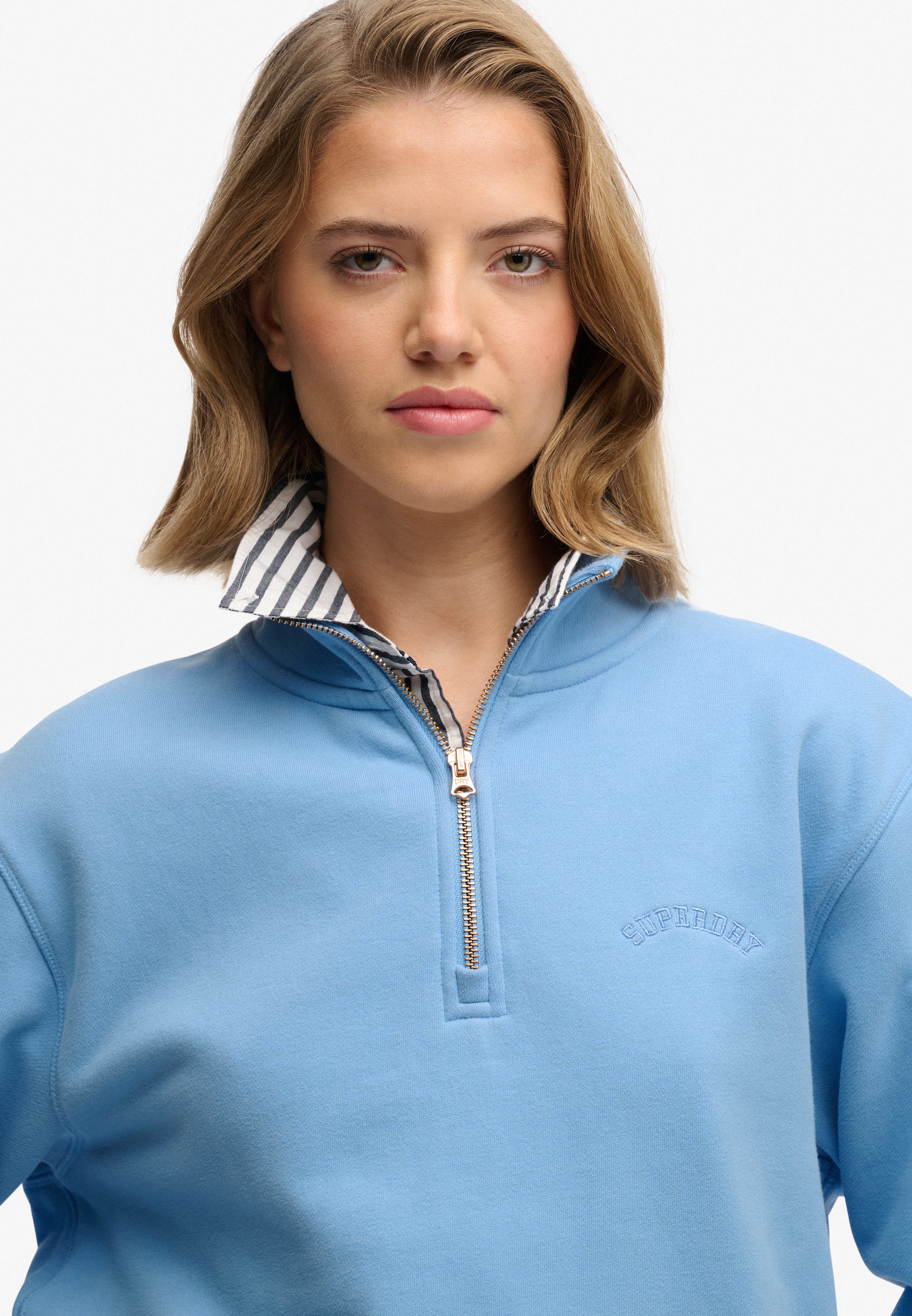 Superdry Sweatshirt »ESSENTIAL LOGO EMB HALF ZIP«
