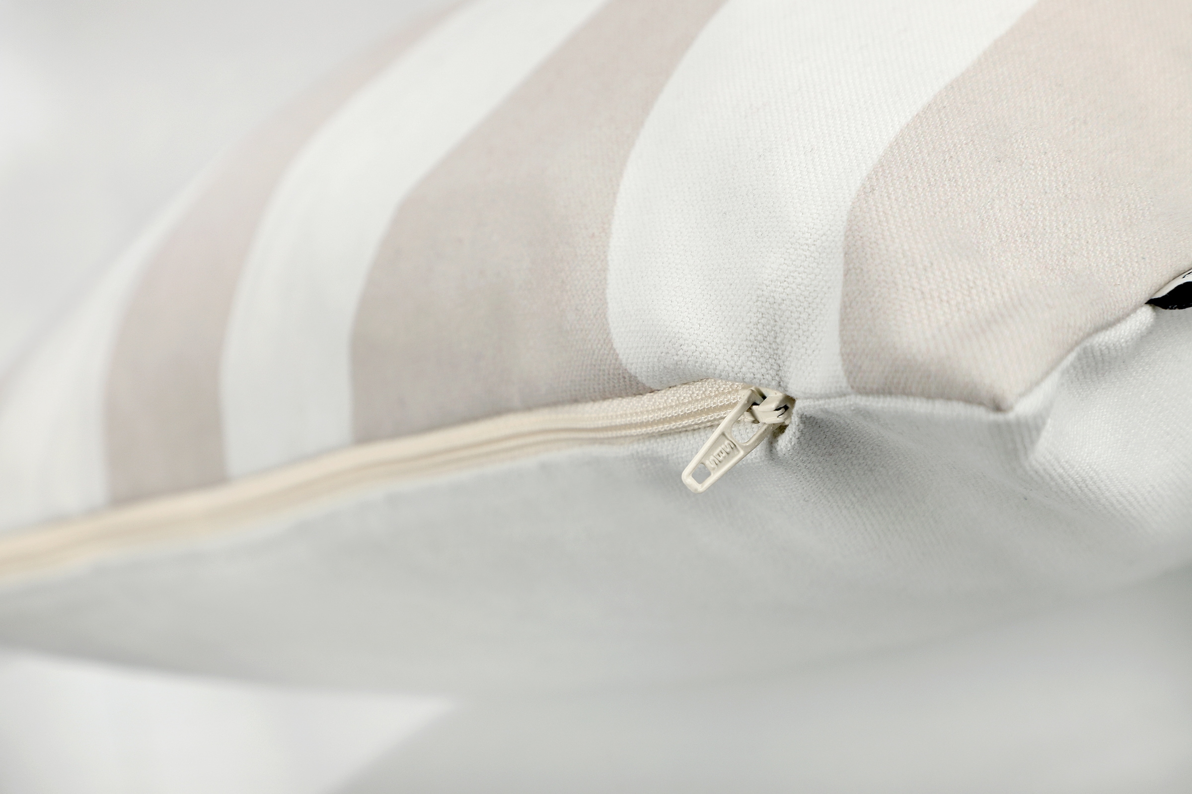 TOM TAILOR HOME Kissenbezug »Modern Waves« modernes Wellenmotiv