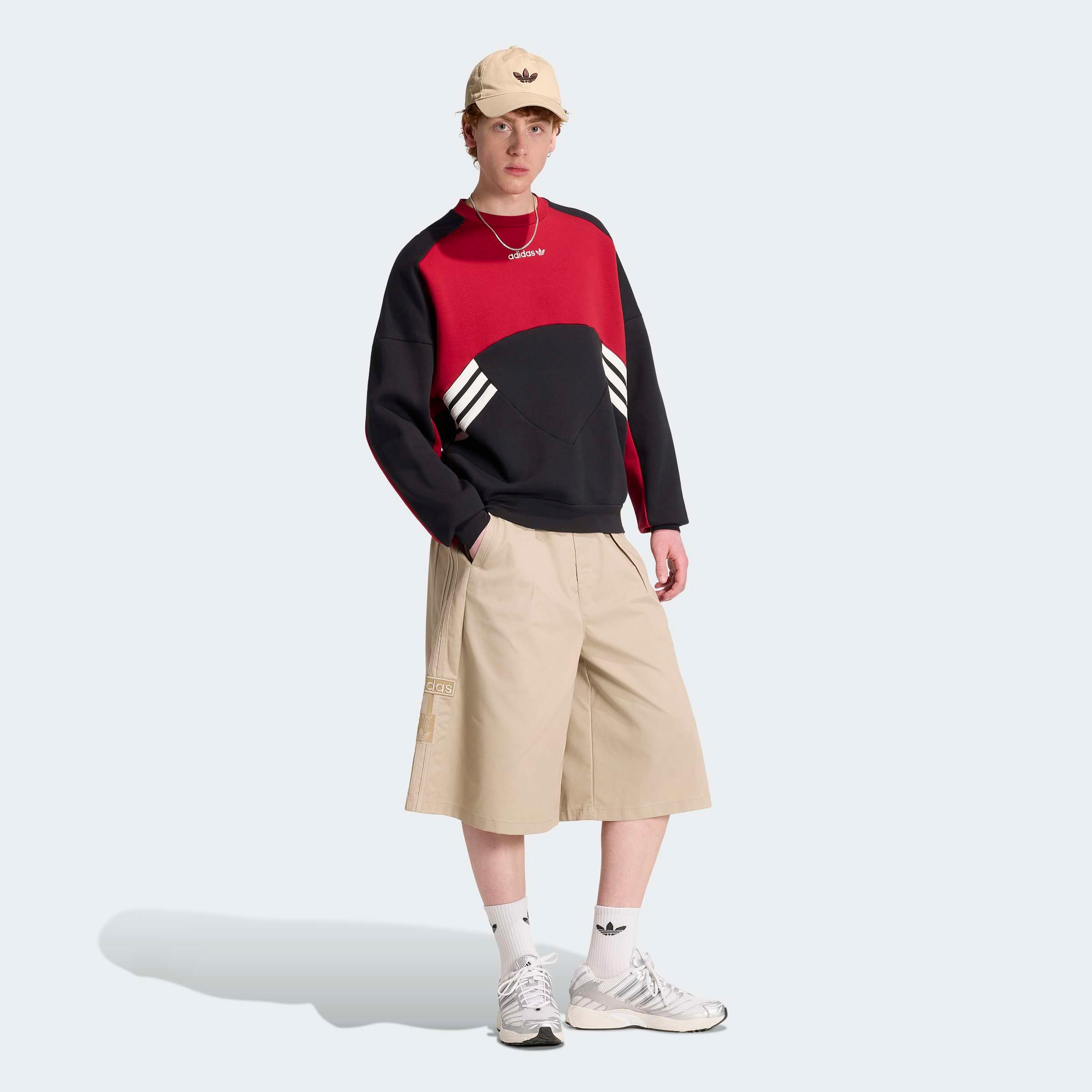 adidas Originals Sweatshirt »MUC CRW«, für Erwachsene, mit Rundhalsausschnitt, ohne Verschluss, normale Länge
