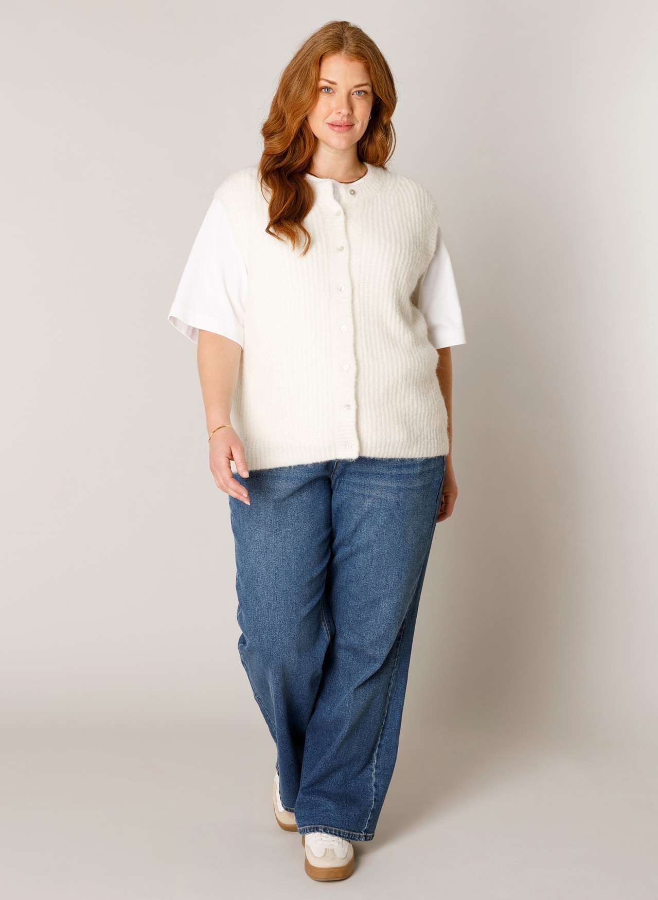 Base Level Curvy Gilet tricoté »Nelly« sans manches - avec patte de boutonnage / grandes tailles