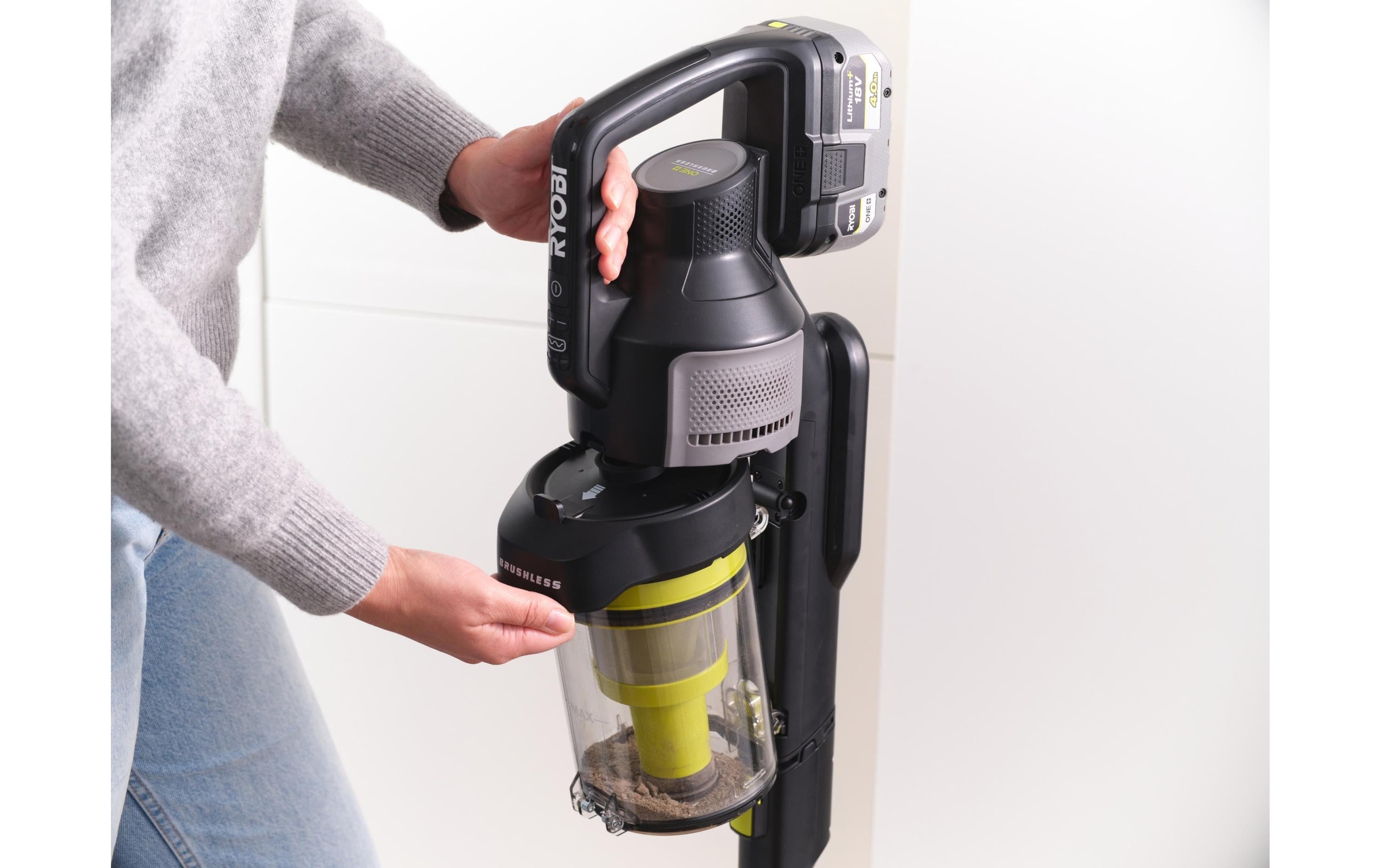 Akku-Hand-und Stielstaubsauger »RYOBI RASV18BL-0 ohne Akku und Ladegerät«