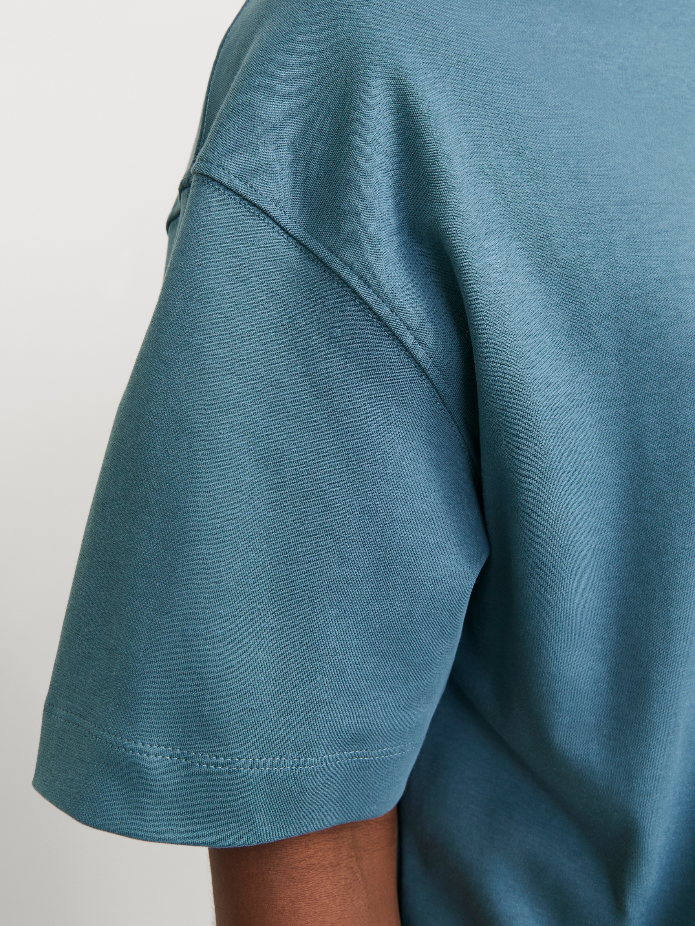 Jack & Jones Rundhalsshirt »JJEURBAN EDGE TEE SS O-NECK NOOS«, mit Rundhalsausschnitt