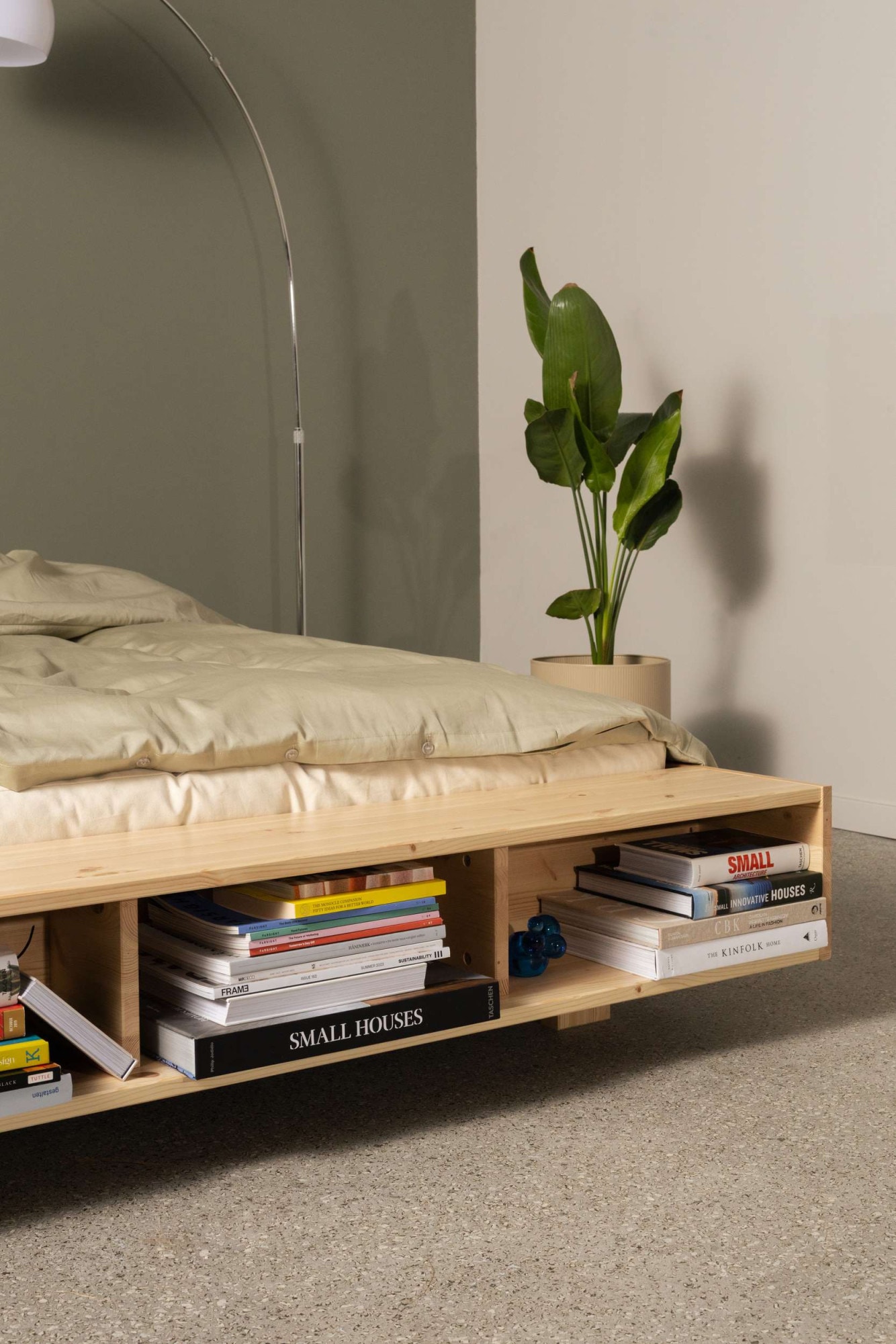 Karup Design Stauraumbett »Merge Bed Bettgestell m. integrierter Bank m. Stauraum, mehrere Grössen«, inkl. Lattenrost, excl. Matratze, FSC®-zertifiziertes Massivholz