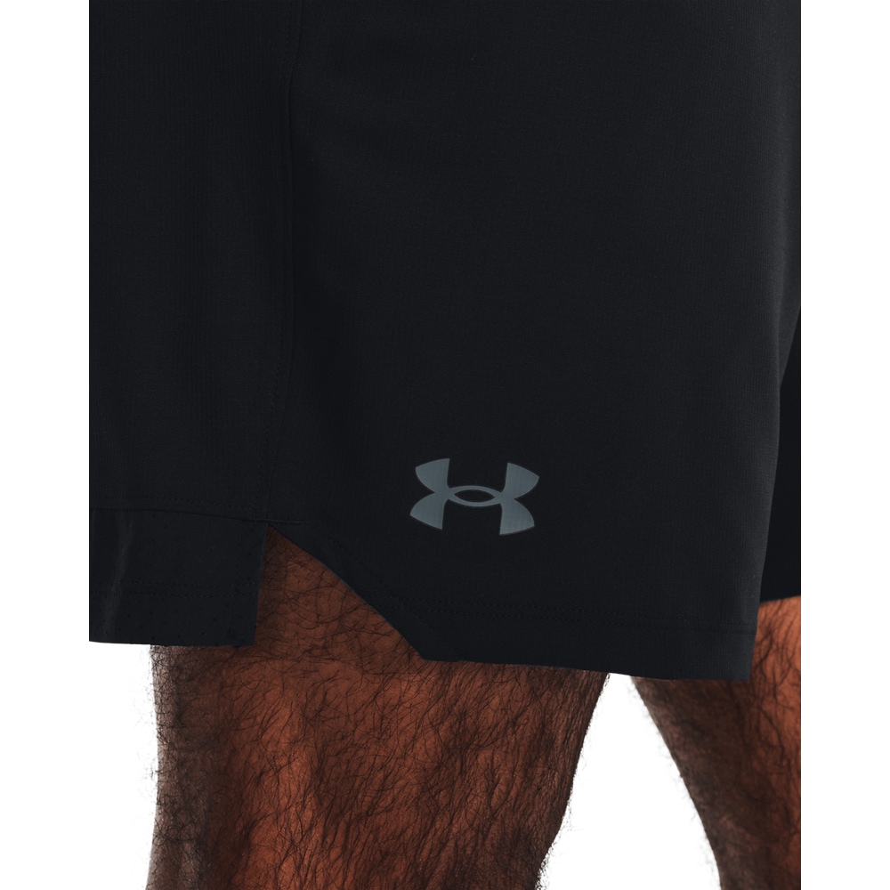 Under Armour® Short »UA VANISH WOVEN 6IN SHORTS«  sportlicher Stil, für vielseitige Aktivitäten, leichtes Material