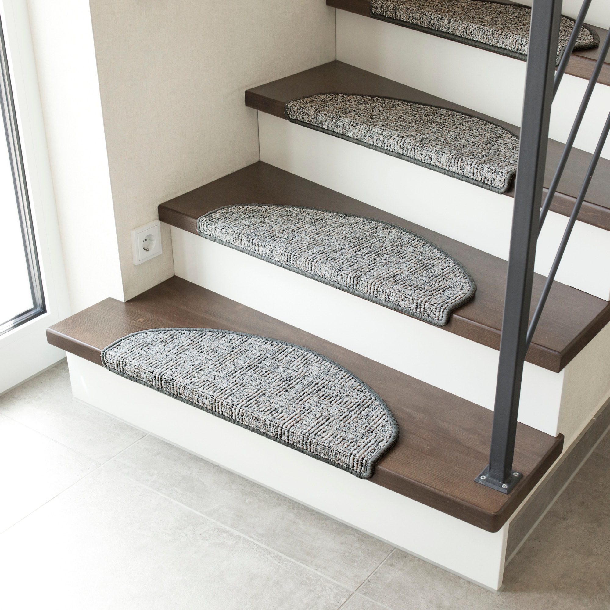 Andiamo Tapis de marche »Leo, Made in Poland« Semicirculaire 6 mm Höhe boucle grossière chinée, autocollante, 15 pièces dans un set
