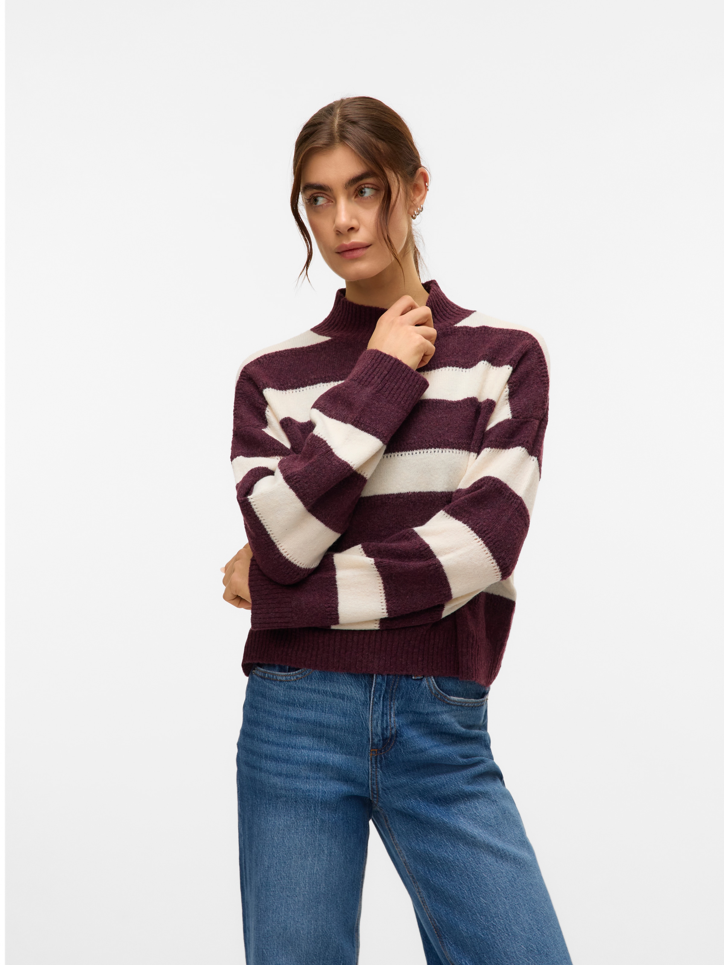 Image of Vero Moda Strickpullover "VMINEZ LS HIGHNECK SHORT PULLOVER BOO"