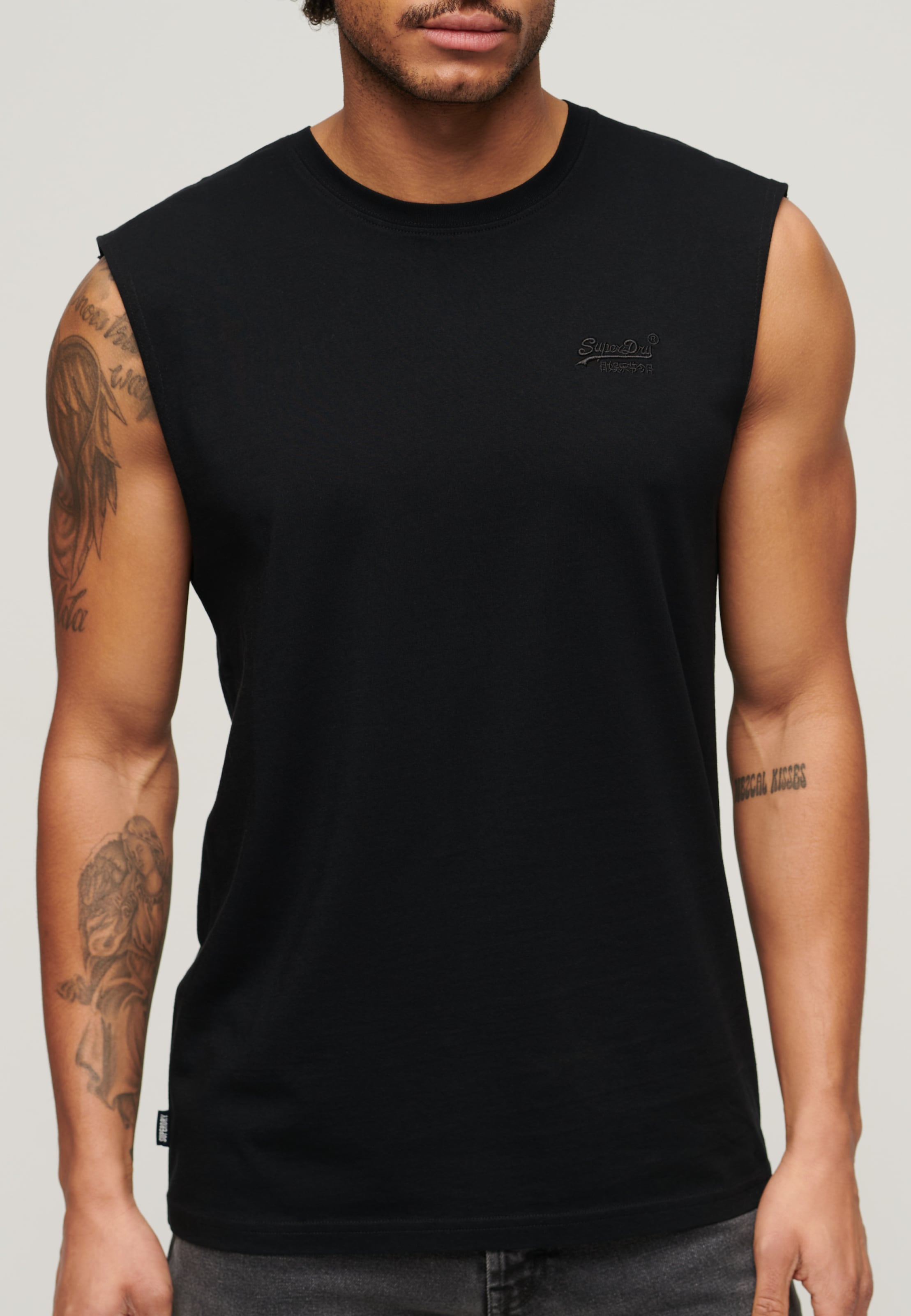 Superdry Débardeur »ESSENTIAL LOGO TANK UB« à coupe décontractée, en coton et jersey simple
