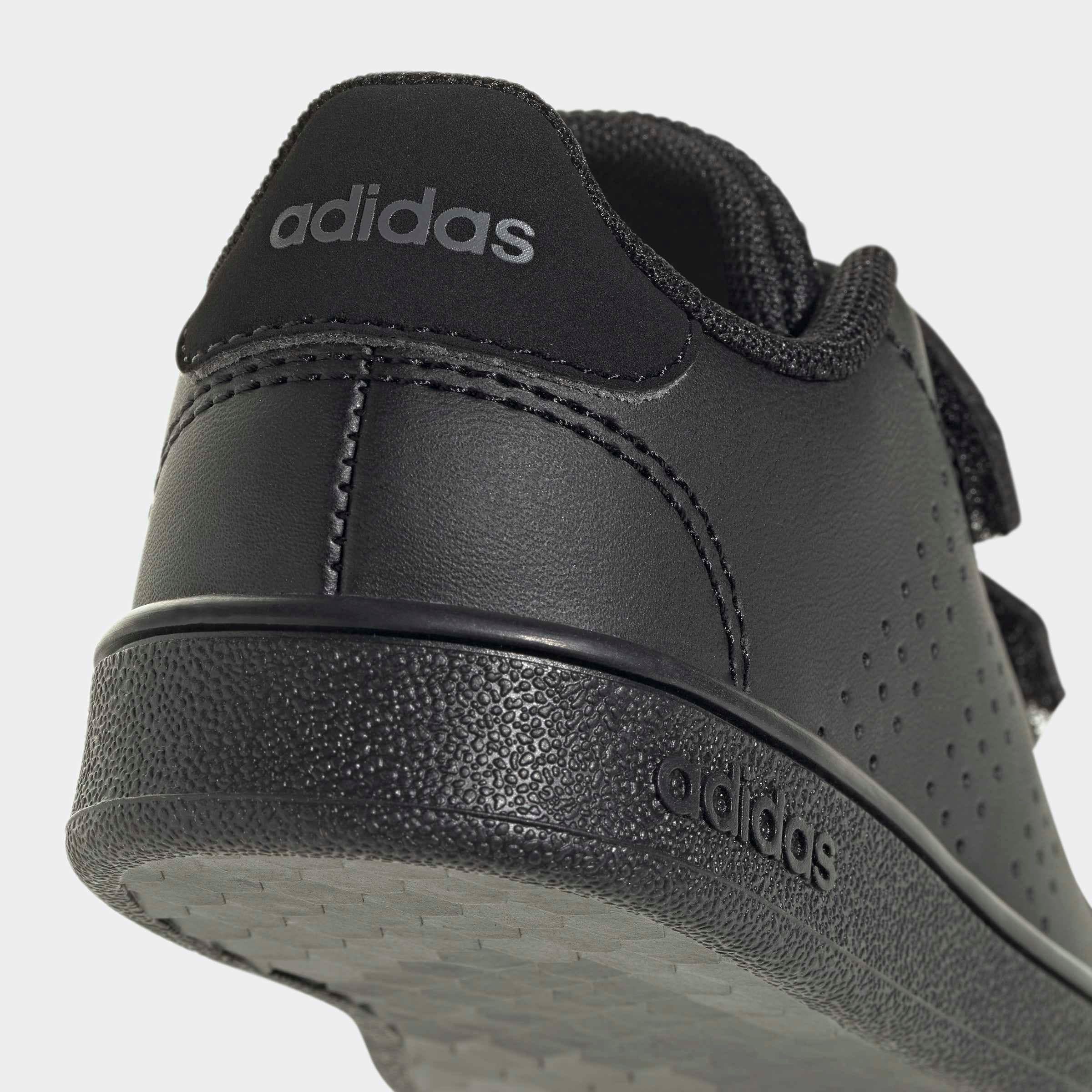 adidas Sportswear Sneakers »ADVANTAGE LIFESTYLE COURT TWO HOOK-AND-LOOP«  Design inspiré des adidas Stan Smith, pour enfants