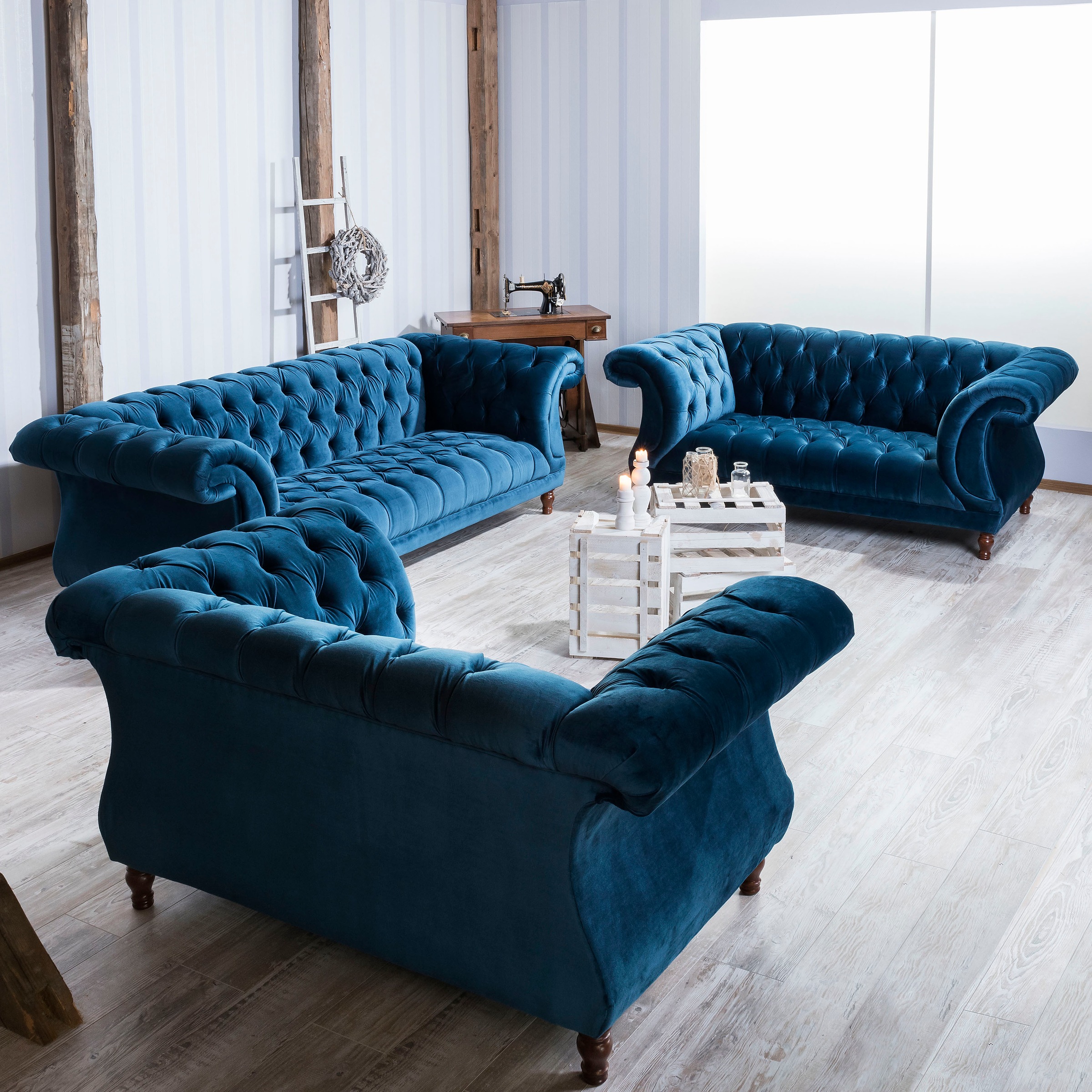 Max Winzer® Chesterfield-Sofa »Isabelle«, Knopfheftung & gedrechselten Füssen in Buche Nussbaum, Breite 260 cm