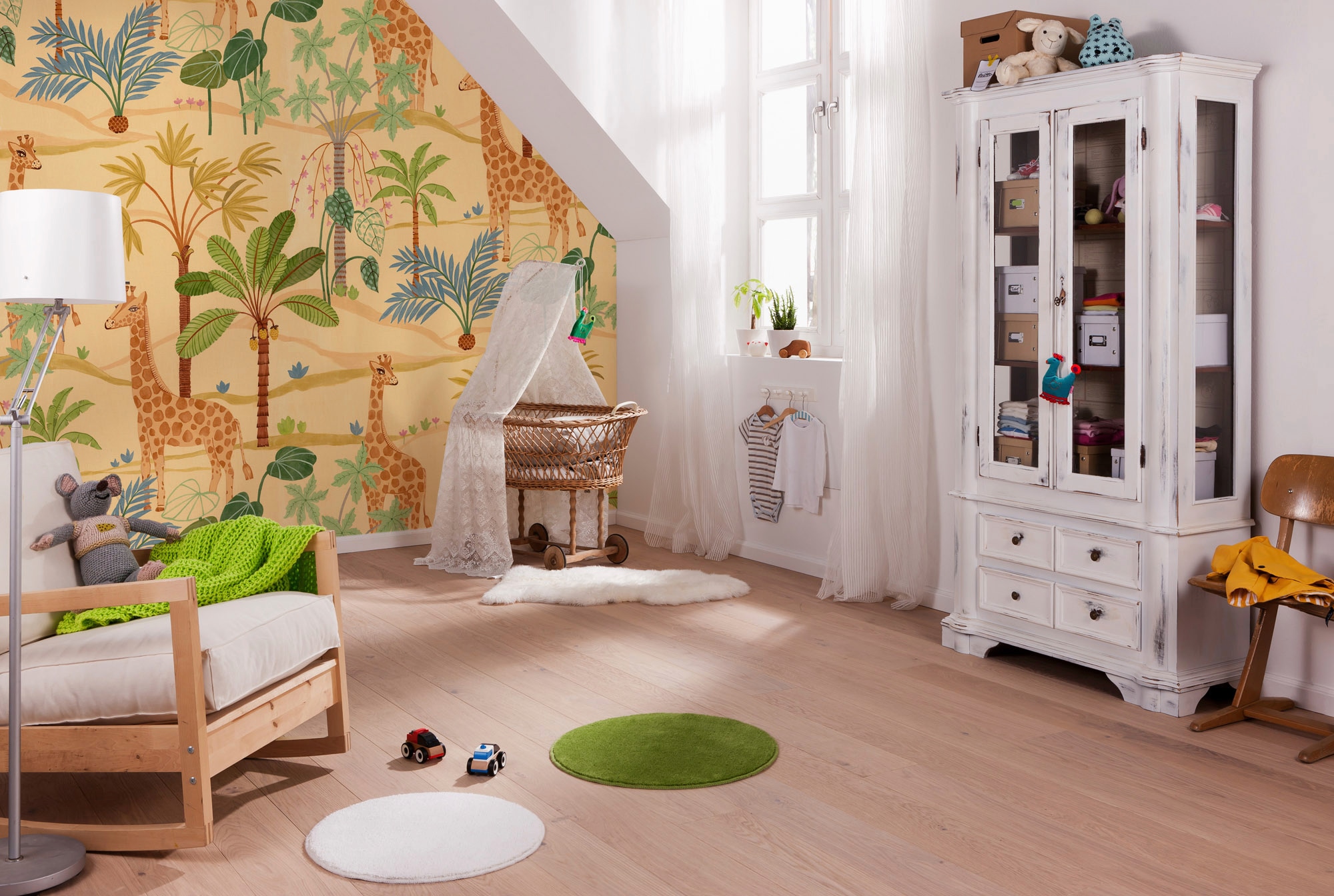 Komar Vliestapete »Digitaldruck Vlies - Giraffe Crew - Grösse 400 x 280 cm«, bedruckt, Kinderzimmer