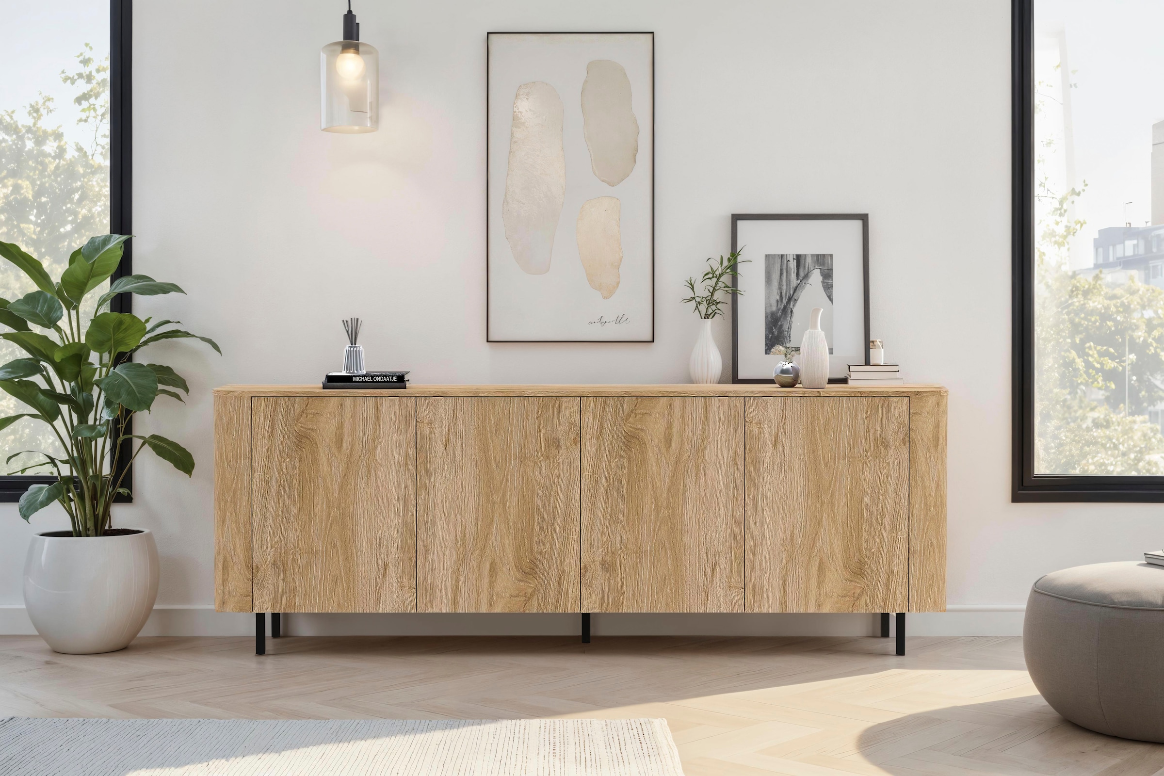 Image of Home affaire Sideboard "Murano, 231 cm breit, 4 Türen, Anrichte, Kommode, Stauraumschrank" Formgebogenes MDF, Stirnseiten mit Rundung, Füsse und Griffe aus Metall