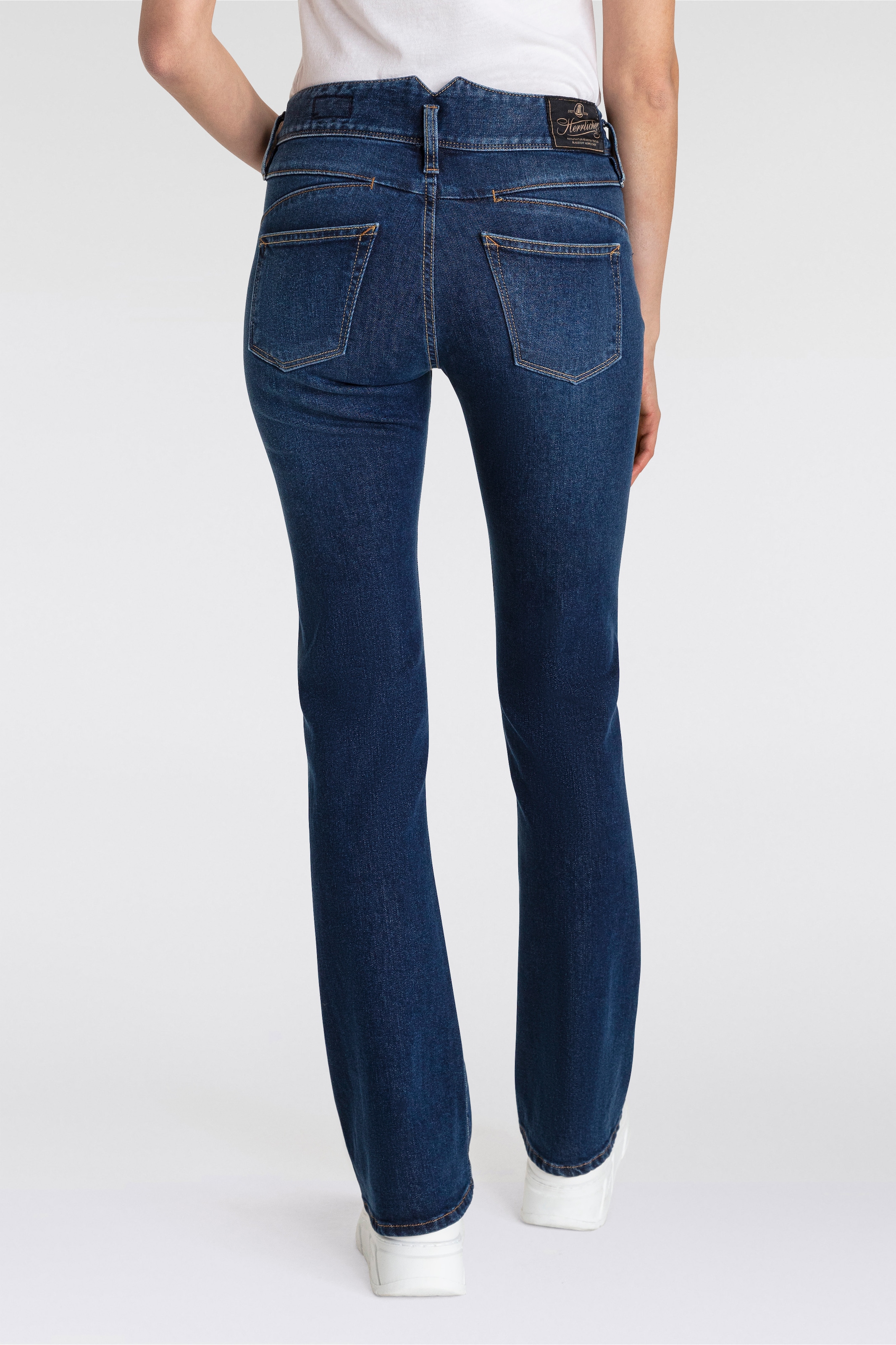 Herrlicher Bootcut-Jeans »Pearl Boot Recycled Denim«, mit markantem Bund