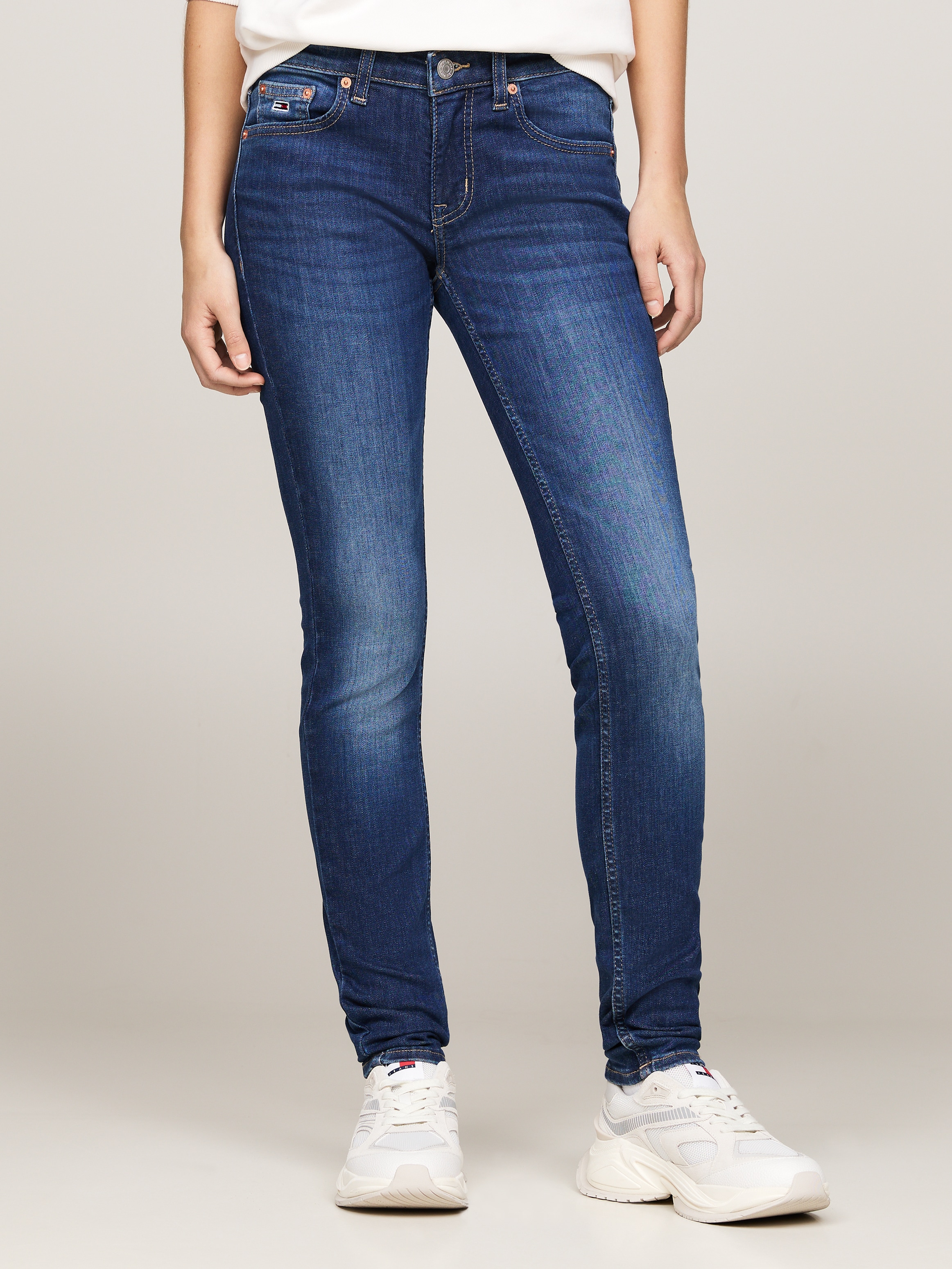 Image of Tommy Jeans Skinny-fit-Jeans "SOPHIE LW SKN" mit Waschung, Logo-Badge, Low Rise