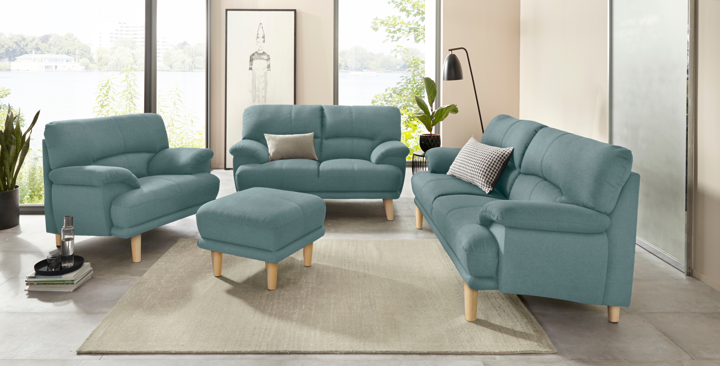 TRENDMANUFAKTUR 3-Sitzer »Cecilia, Sofa in italienischem Design« mit tollem Sitzkomfort, extrabequeme Armlehnen, Holzfüsse