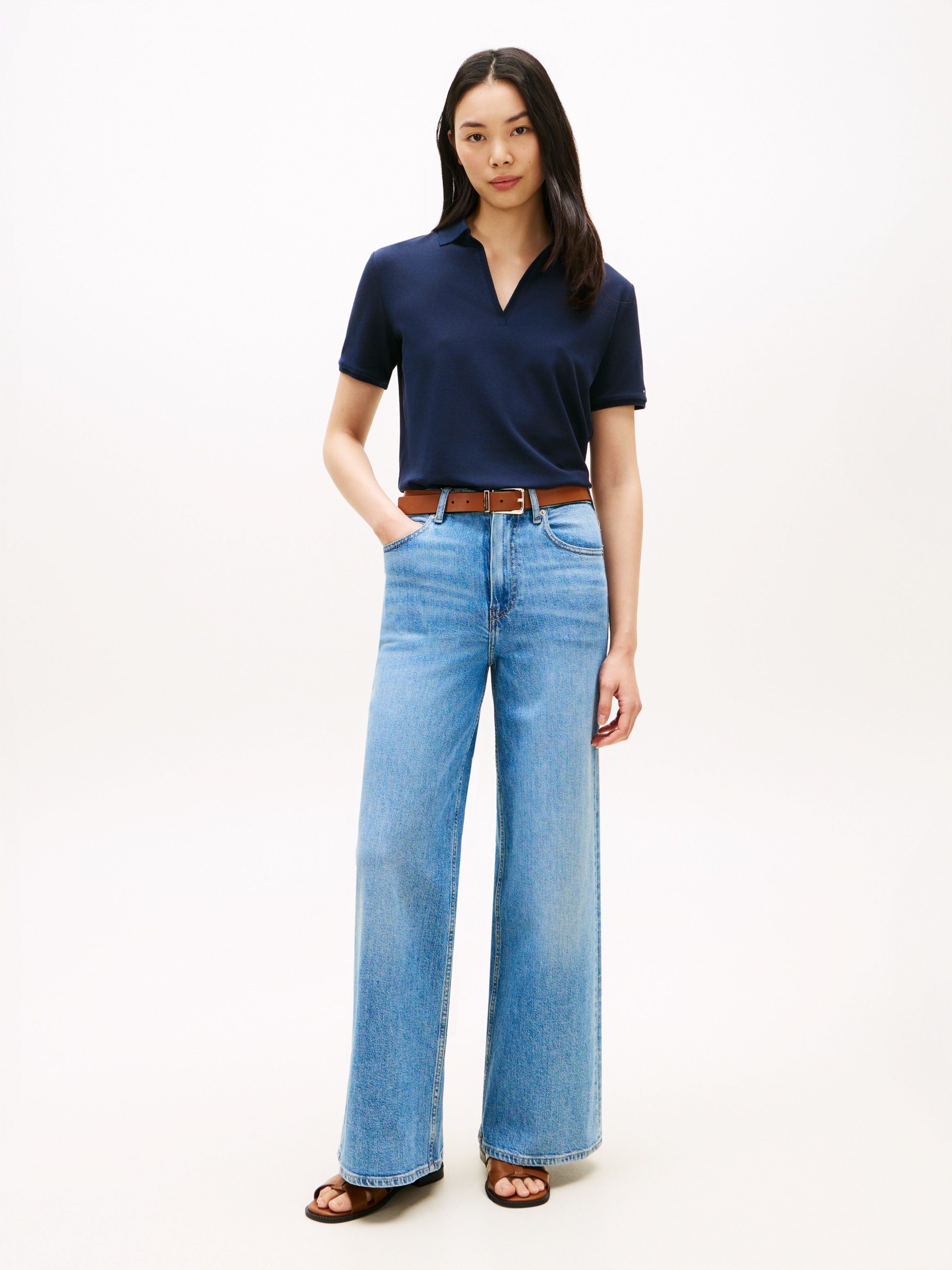 Tommy Hilfiger Polo »LYOCELL PIQUE OPEN-NK SS POLO« mit kleinem Logo-Stick