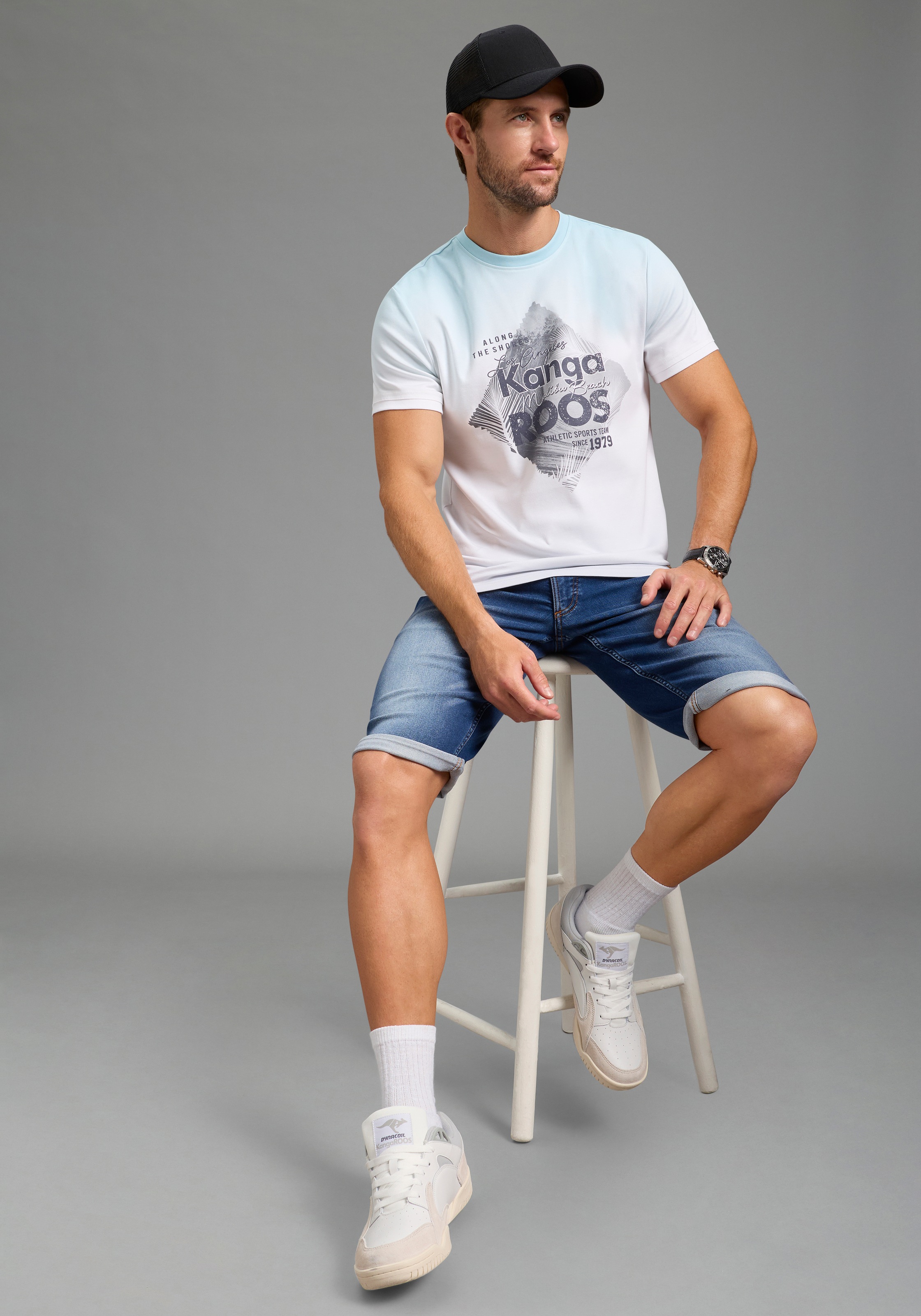 KangaROOS T-shirt schmale Passform, Halbarm, angesetztes Bündchen am Ärmelabschluss