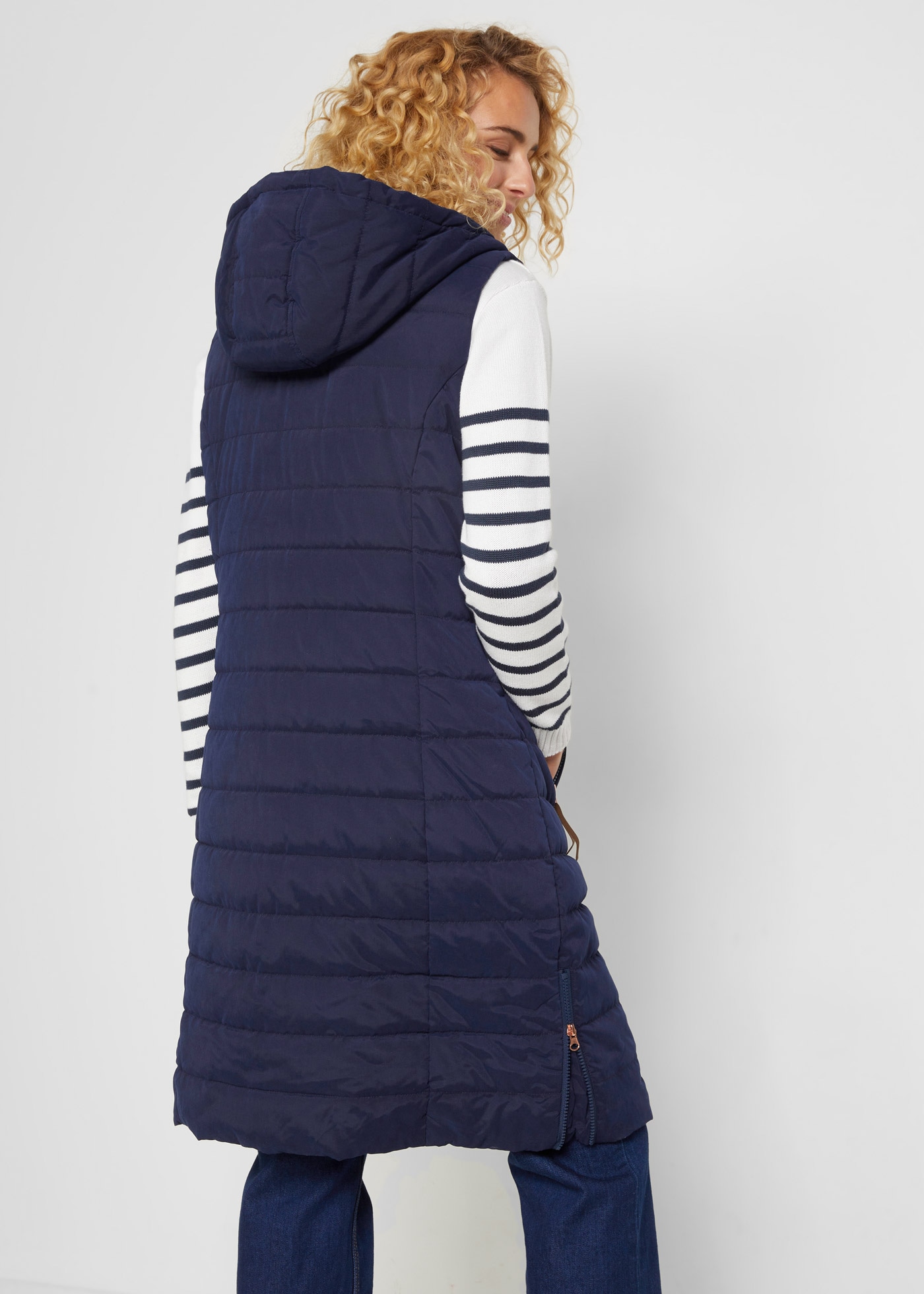bonprix Steppweste bequeme, gesteppte Long-Weste, mit Loose Fit, knieumspielend