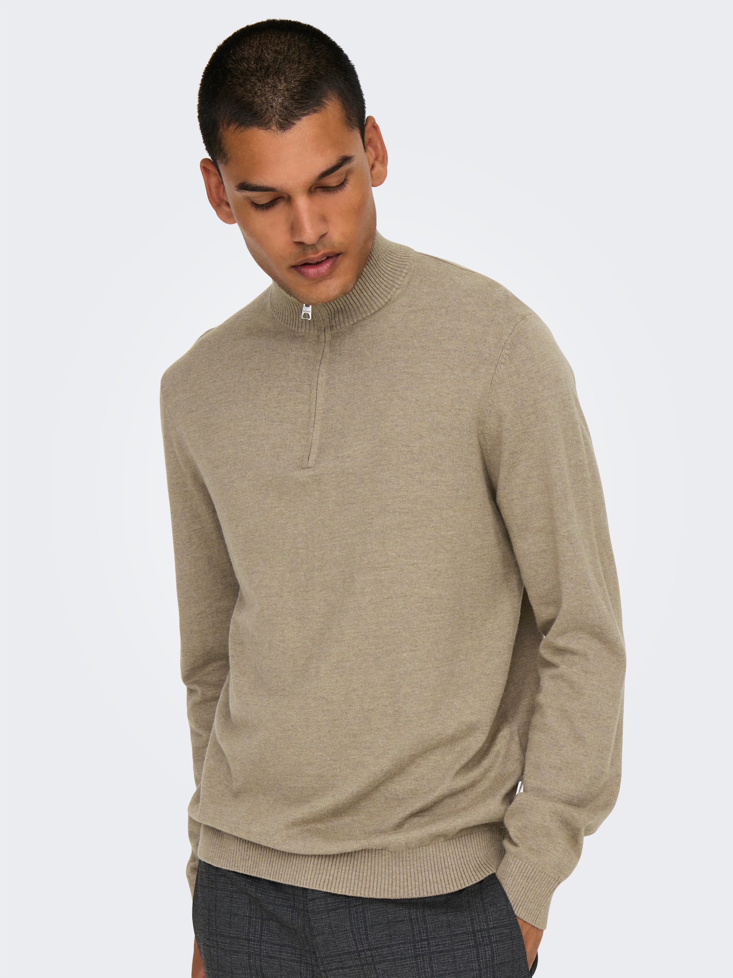 Image of ONLY & SONS Troyer "ONSLOUI REG 12 MEL HALF ZIP KNIT NOOS"