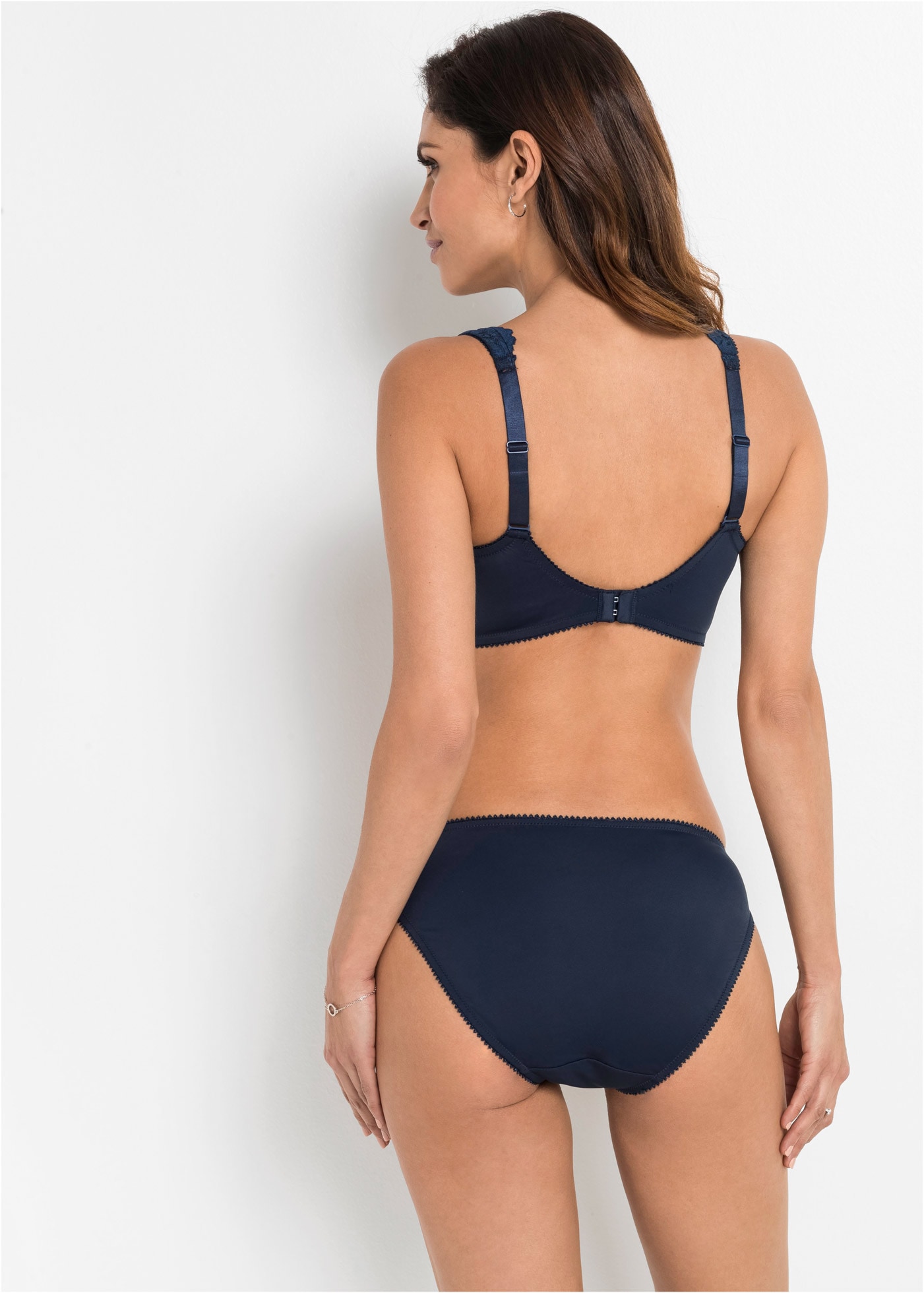 bonprix Soutien-gorge minimisant »Minimizer-BH mit gepolsterten Trägern (2er Pack)« Paquet, 2 pièces mit Bügel und dezenter Spitze