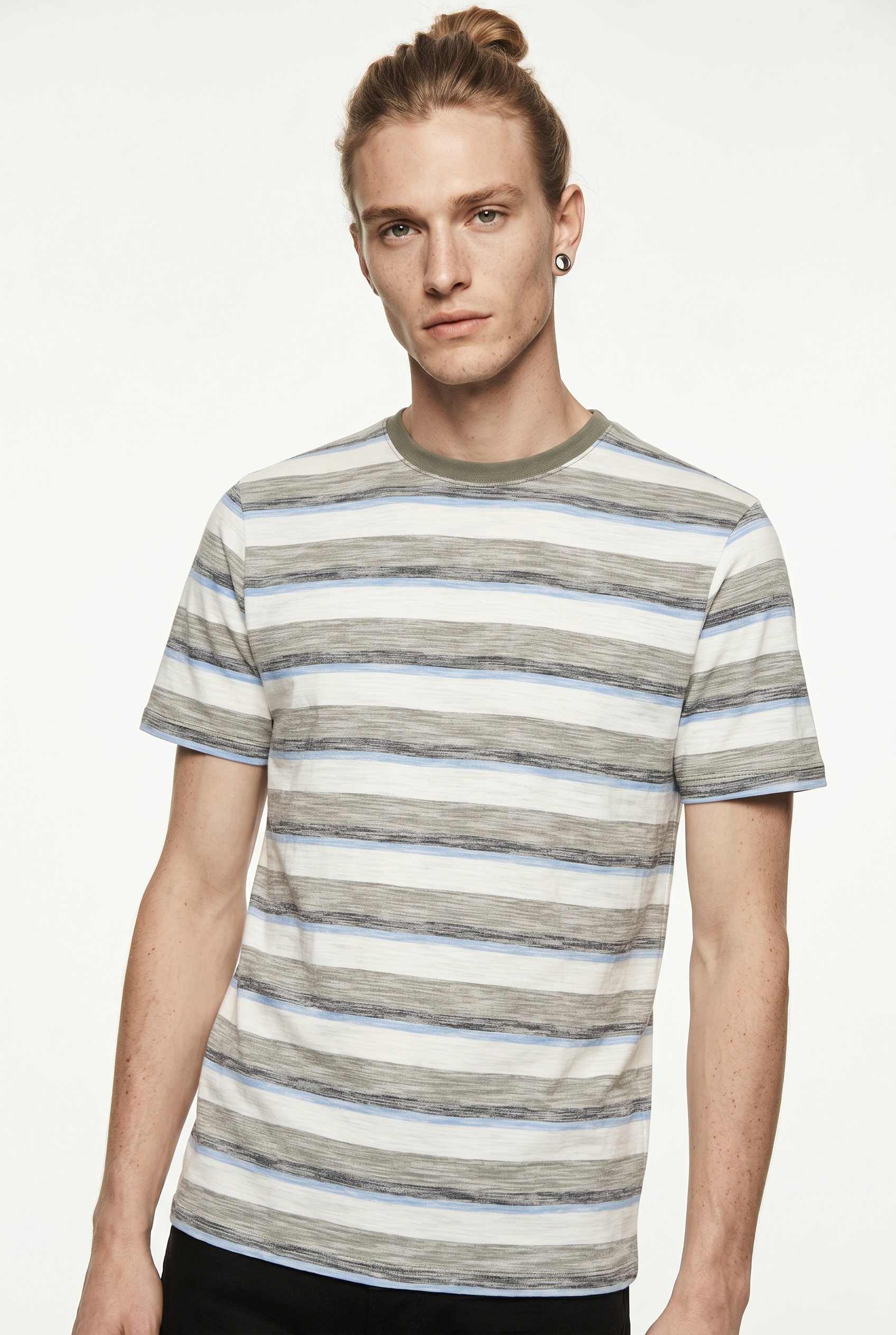 Image of Blend T-Shirt "BHKOBE STRIPE S/S TEE" mit geringelter und gestreifter Optik, Regular Fit, ohne Verschluss