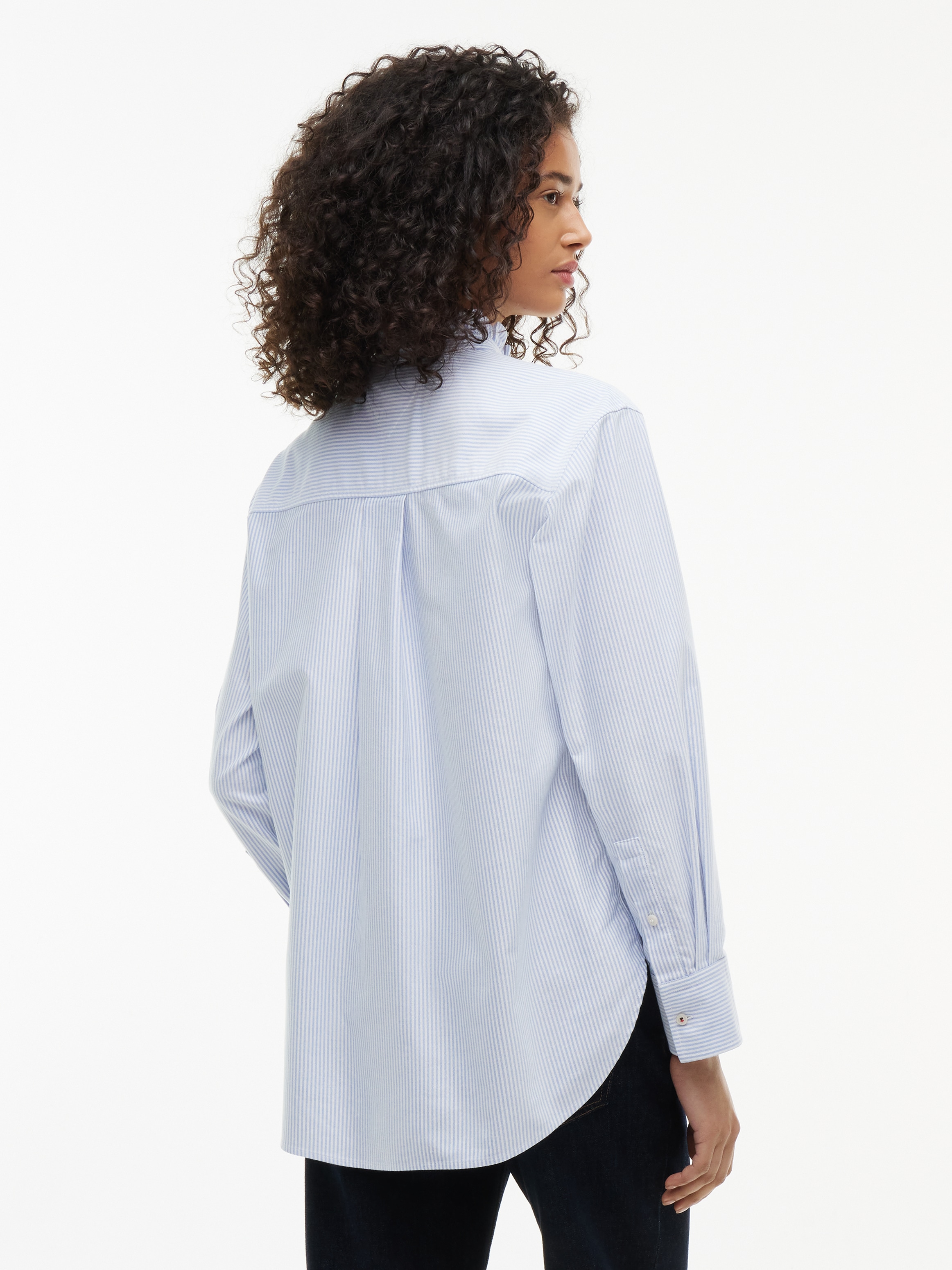 Tommy Hilfiger Blouse à manches longues »OXFORD RUFFLES RELAXED LS SHIRT« Coton, coupe décontractée, avec détail à volants